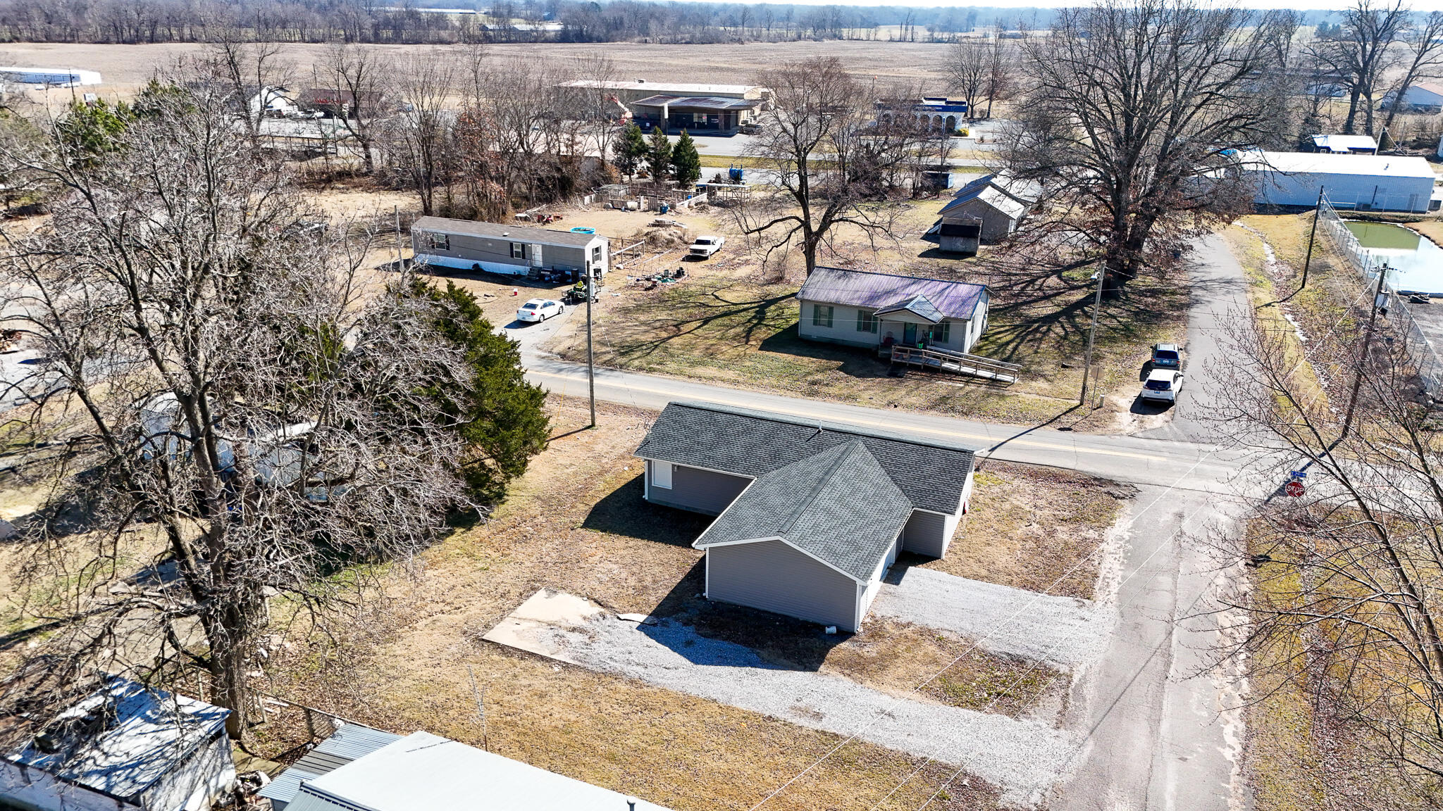 408 2nd Street Property Photo 34