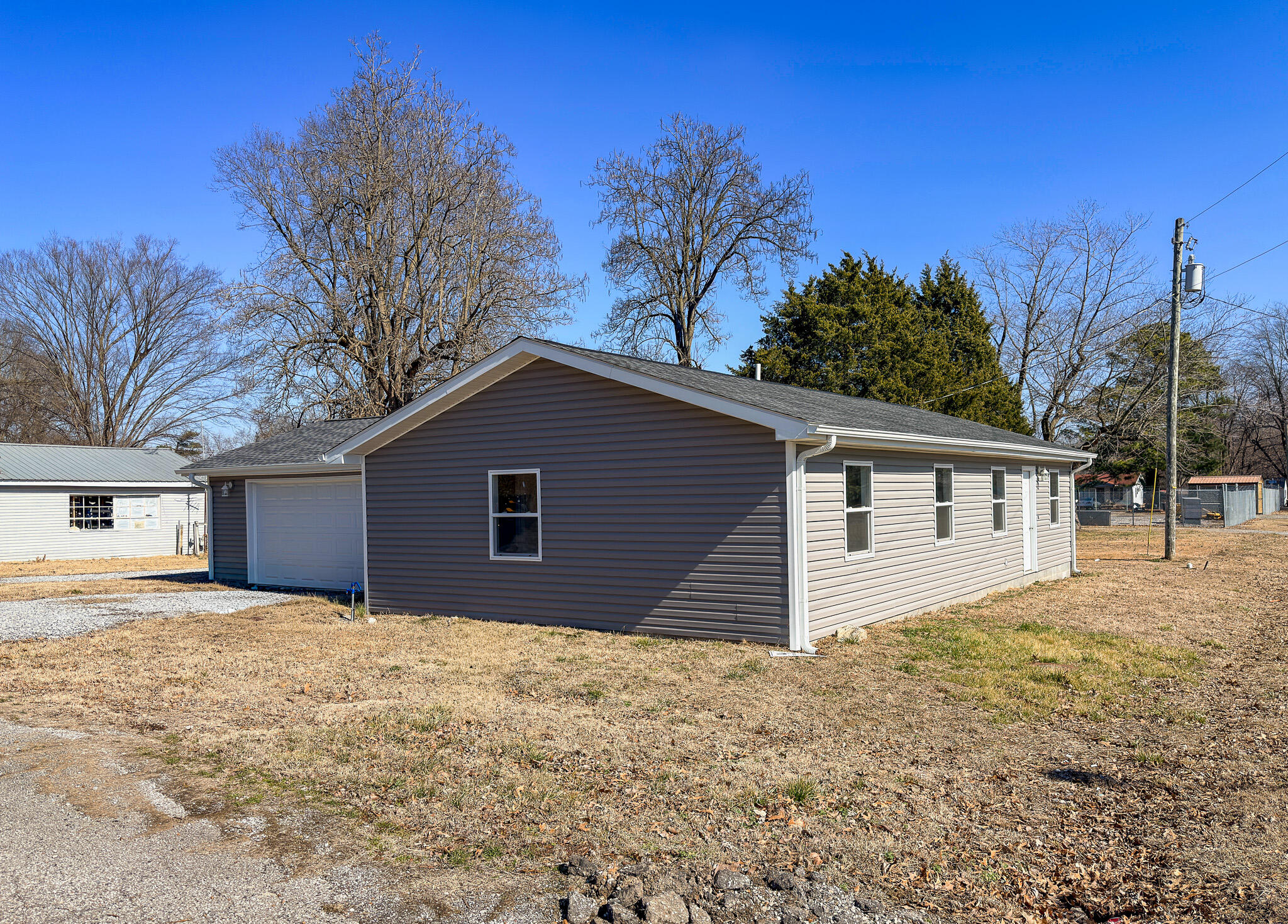 408 2nd Street Property Photo 37