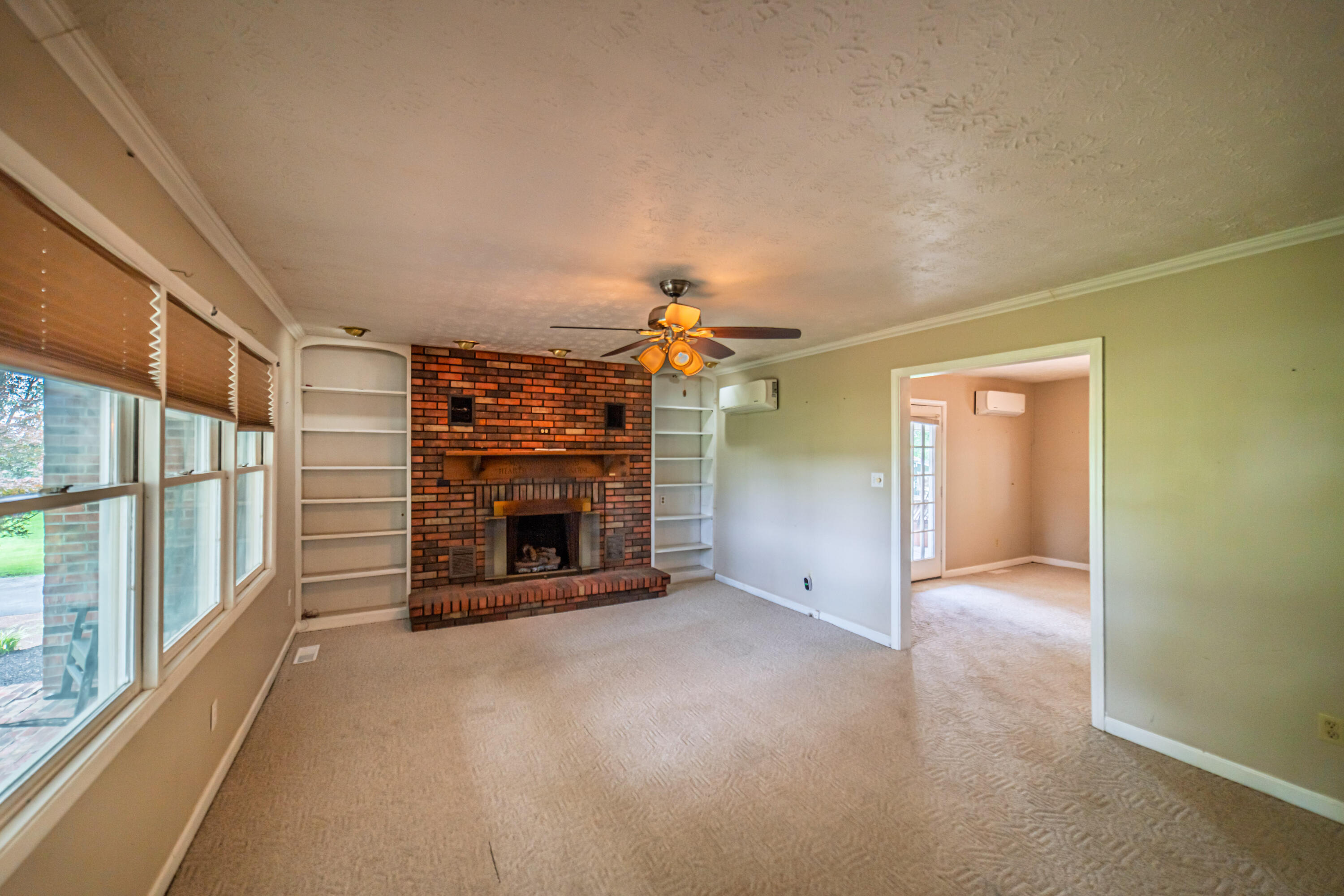 1575 Dyke Road Property Photo 13