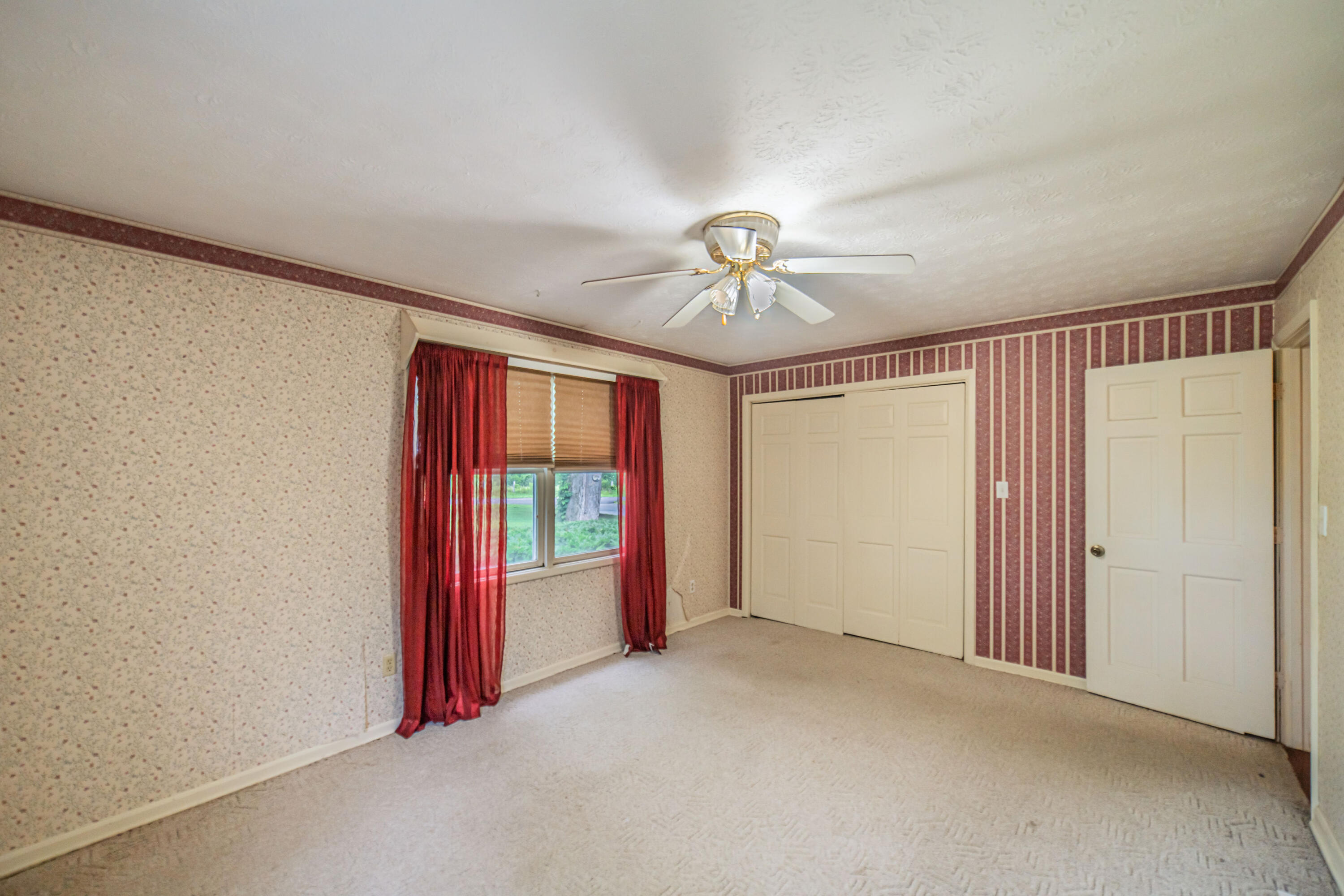 1575 Dyke Road Property Photo 31