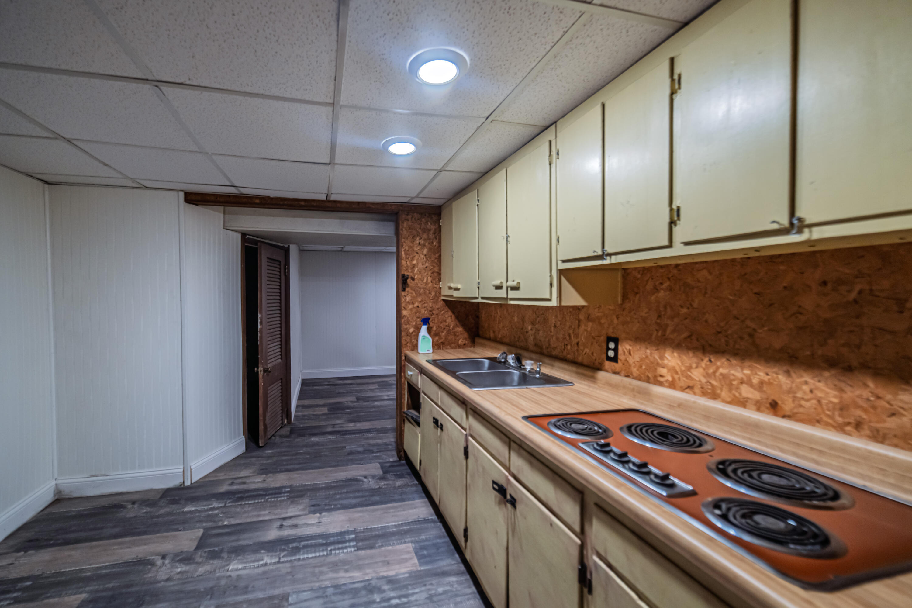 1575 Dyke Road Property Photo 43