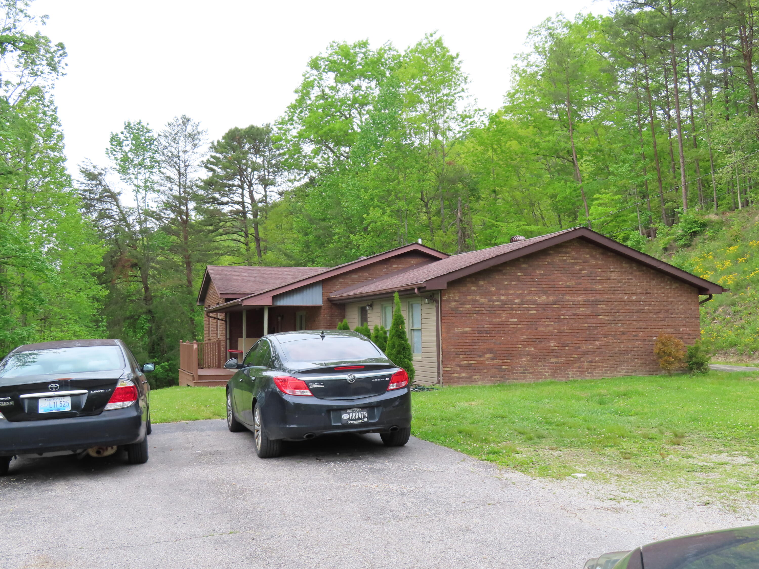 939 Piedmont Street Property Photo 4