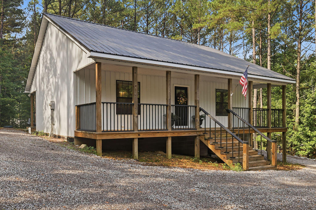 949 Ahab Road Property Photo 1