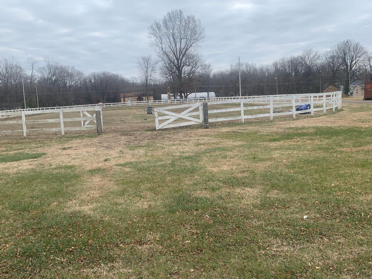 4285 Schneidman Road Property Photo 5
