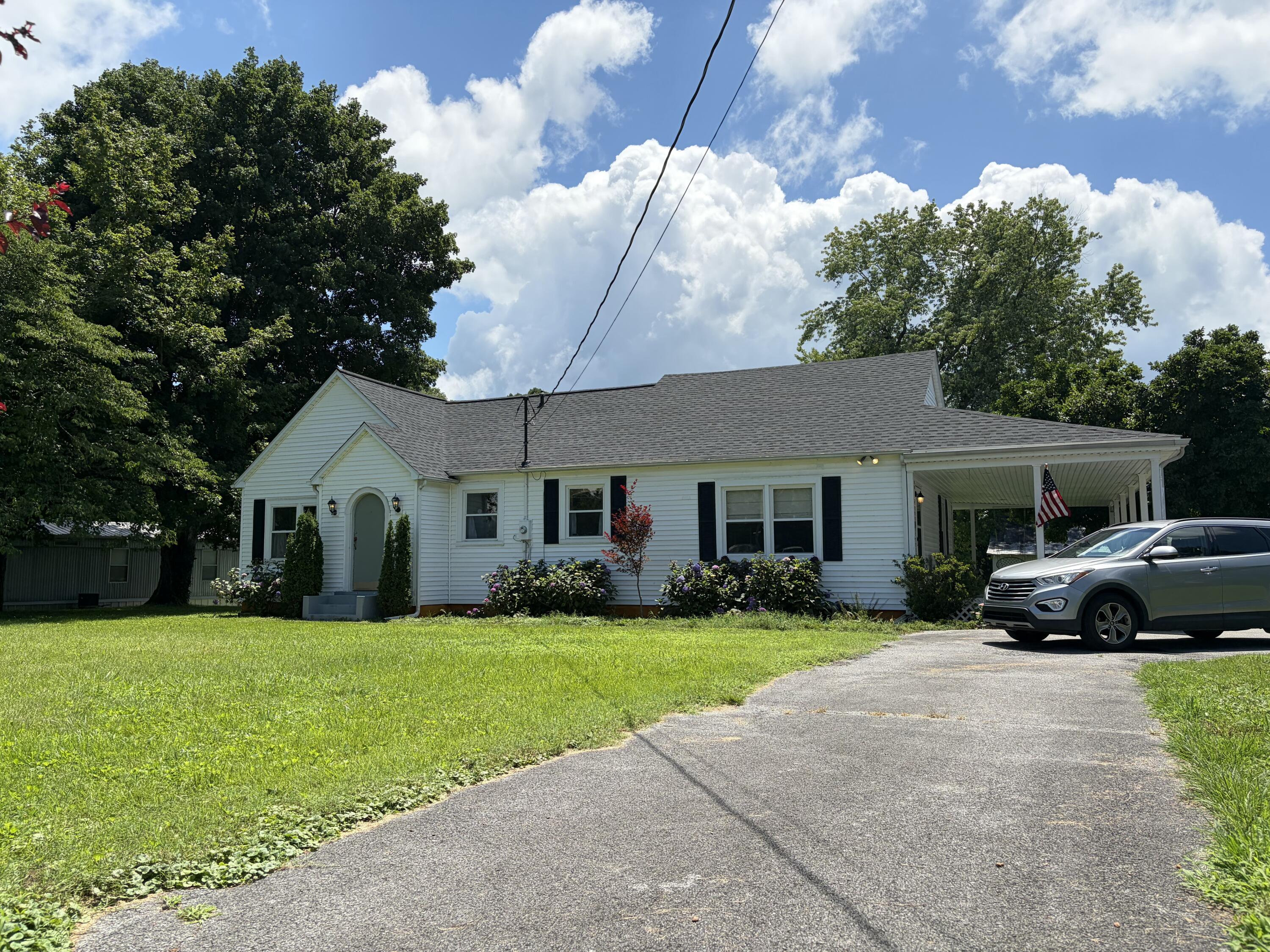 1674 Us-60 Property Photo 3