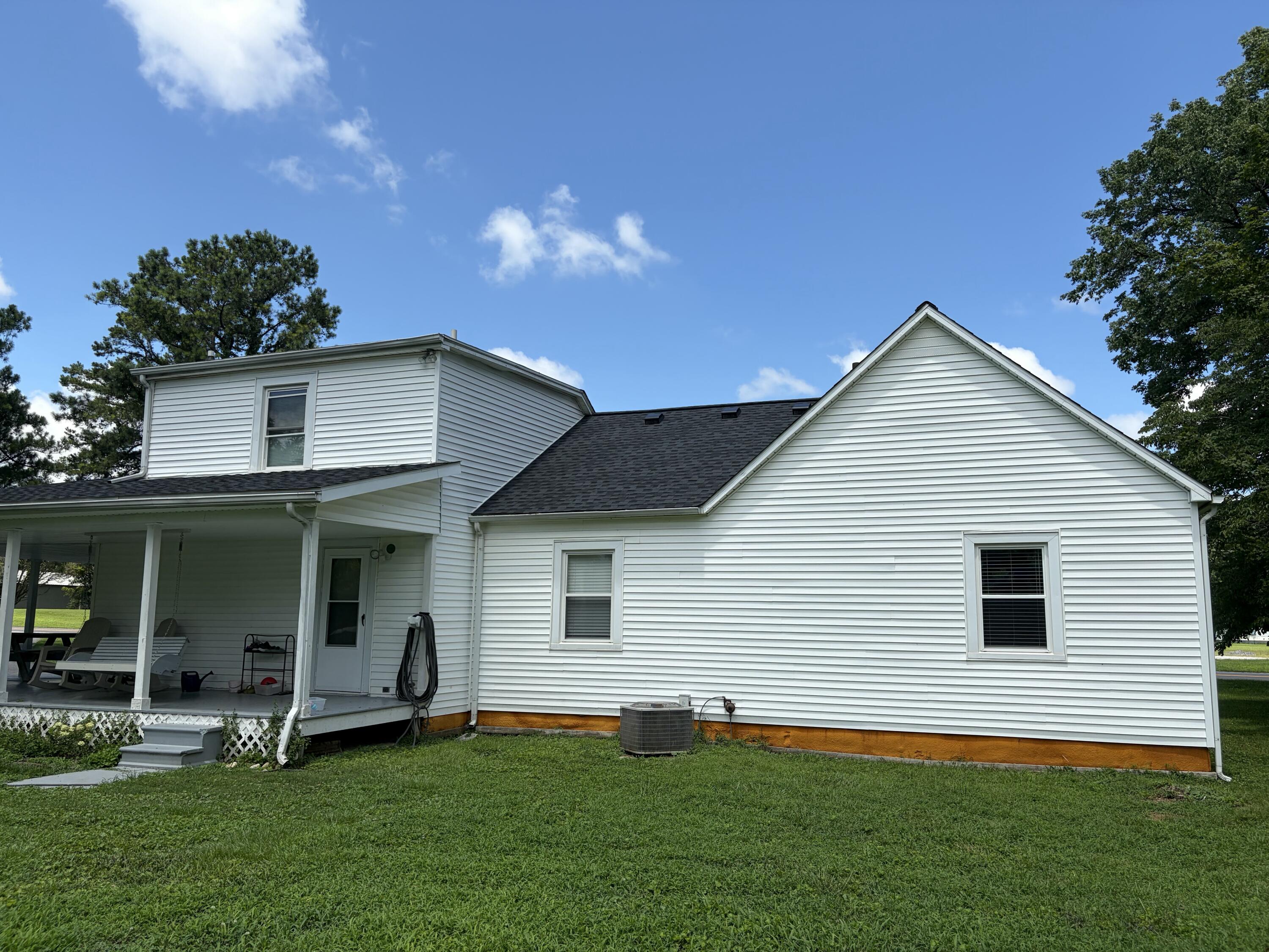 1674 Us-60 Property Photo 7