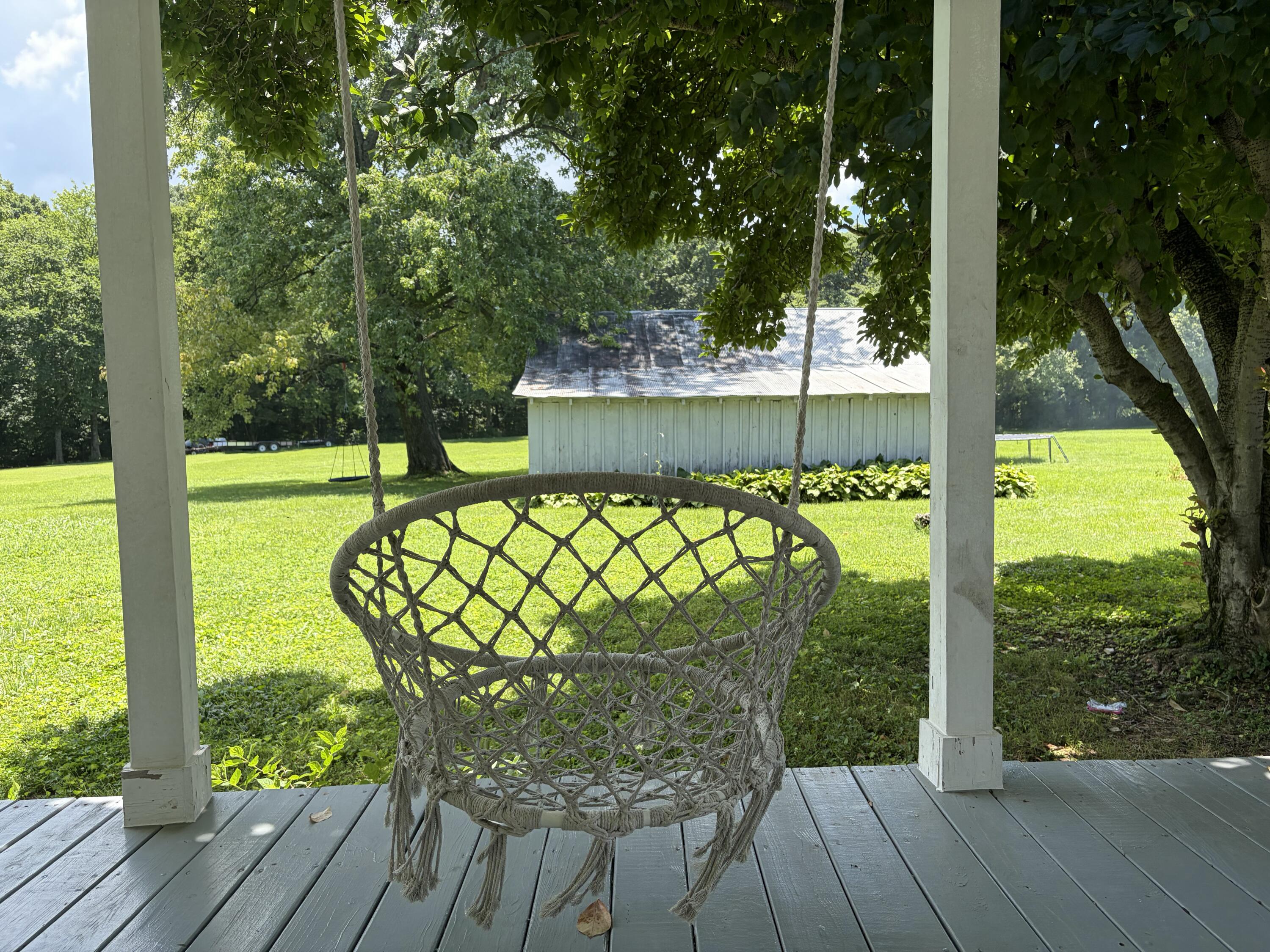 1674 Us-60 Property Photo 11