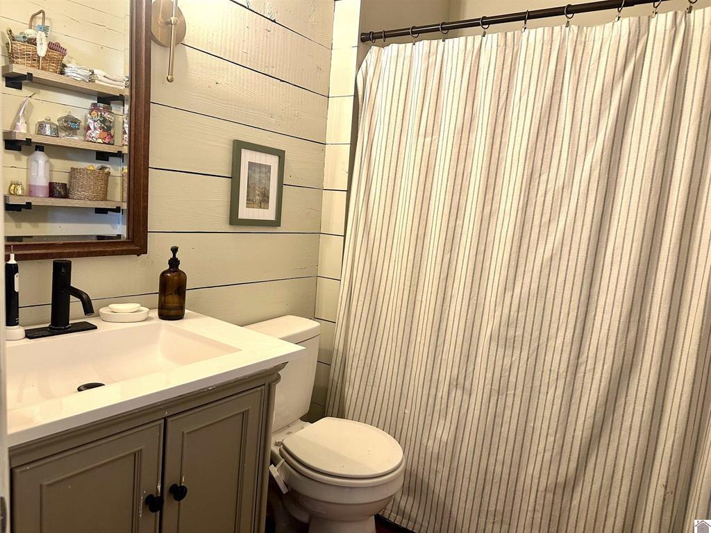 1674 Us-60 Property Photo 25