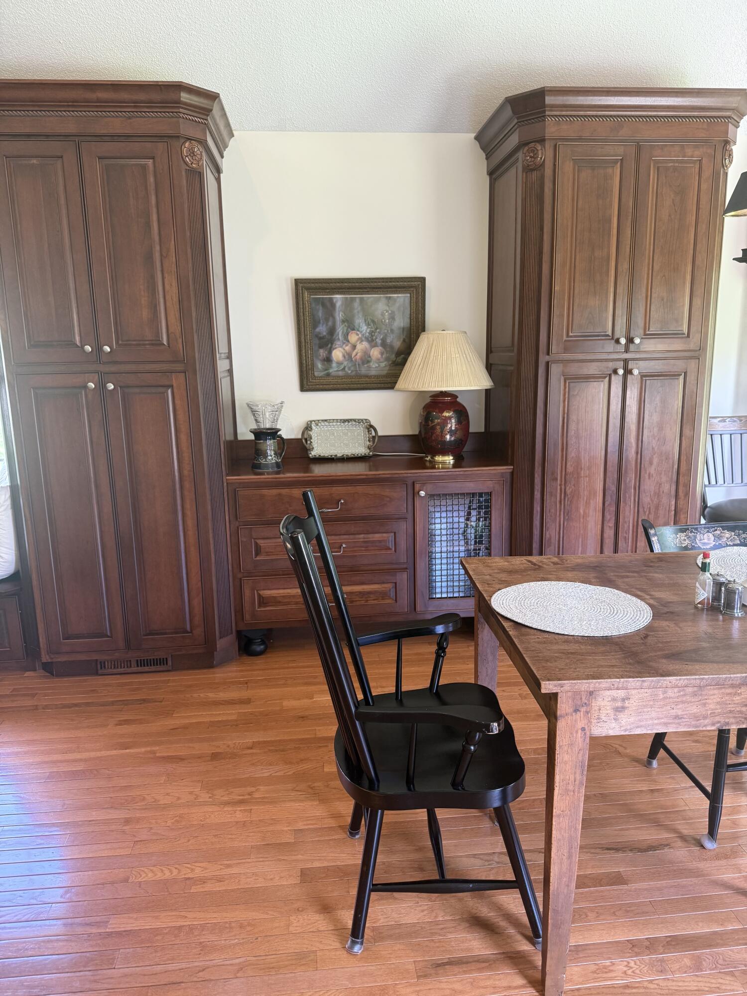 453 Water Cliff Drive Property Photo 17