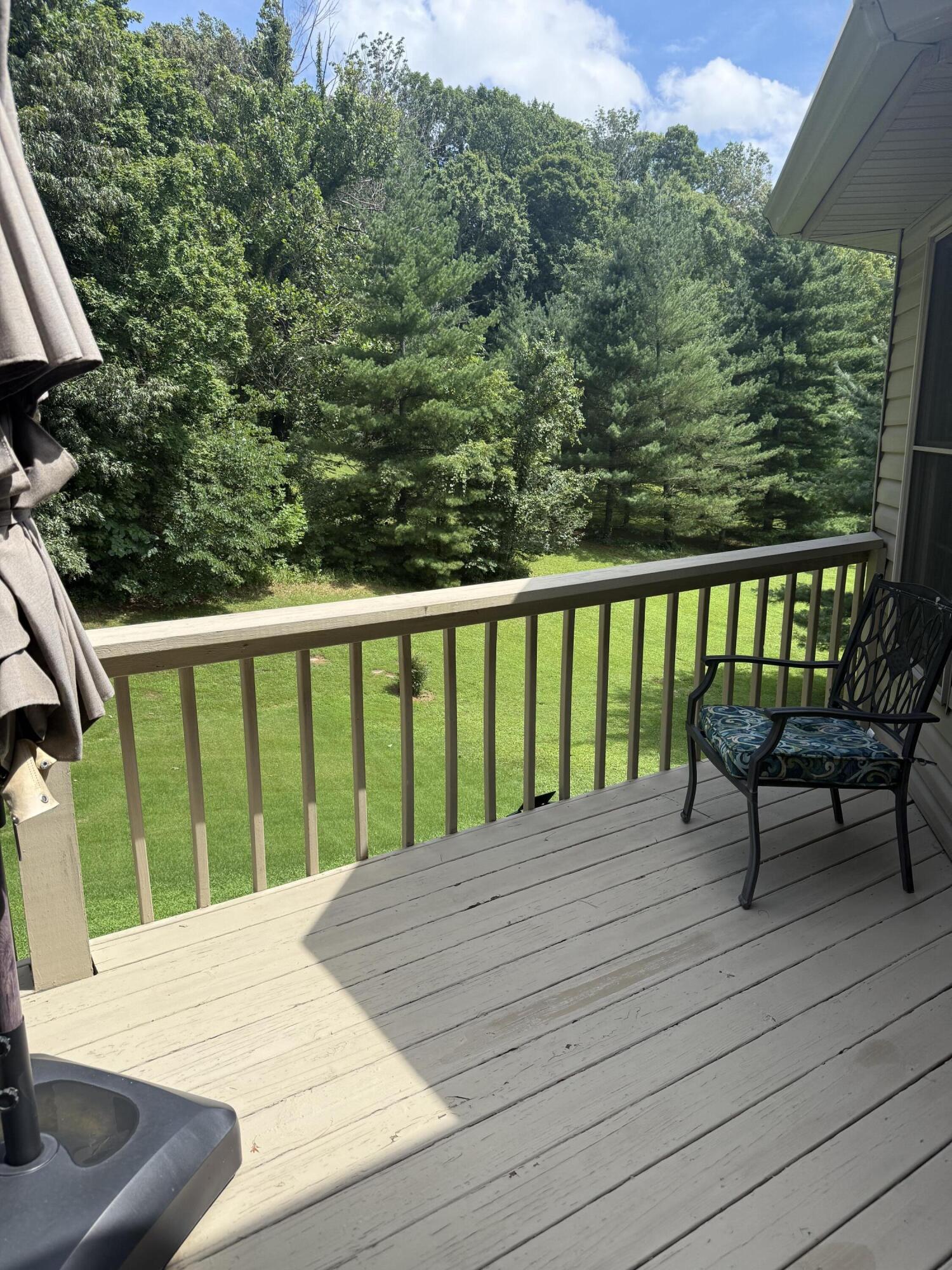 453 Water Cliff Drive Property Photo 22