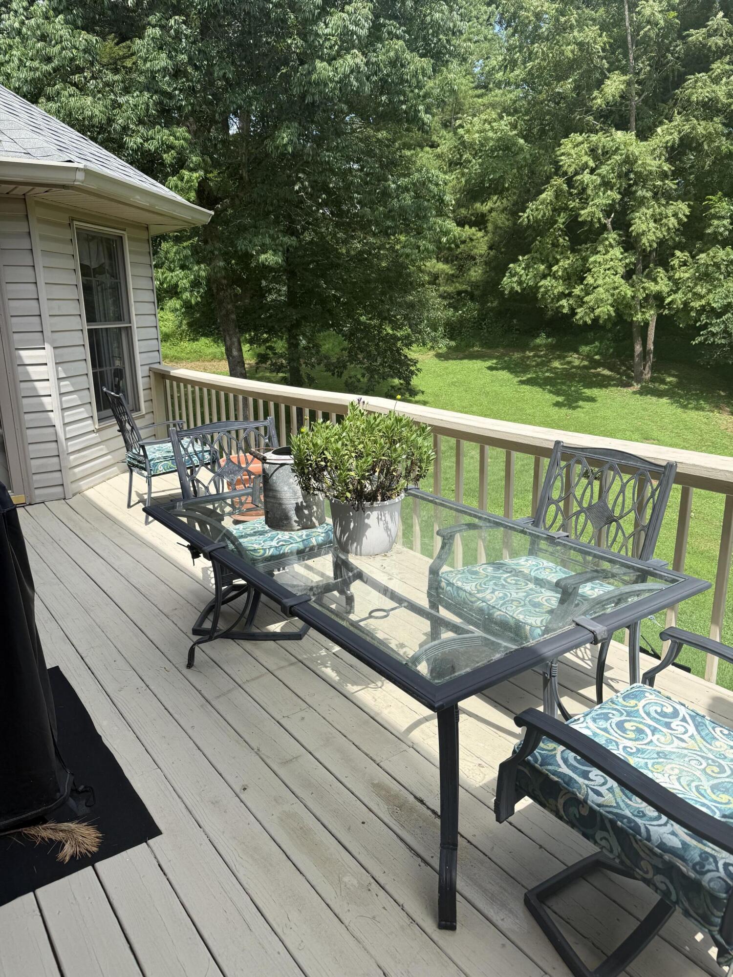 453 Water Cliff Drive Property Photo 24