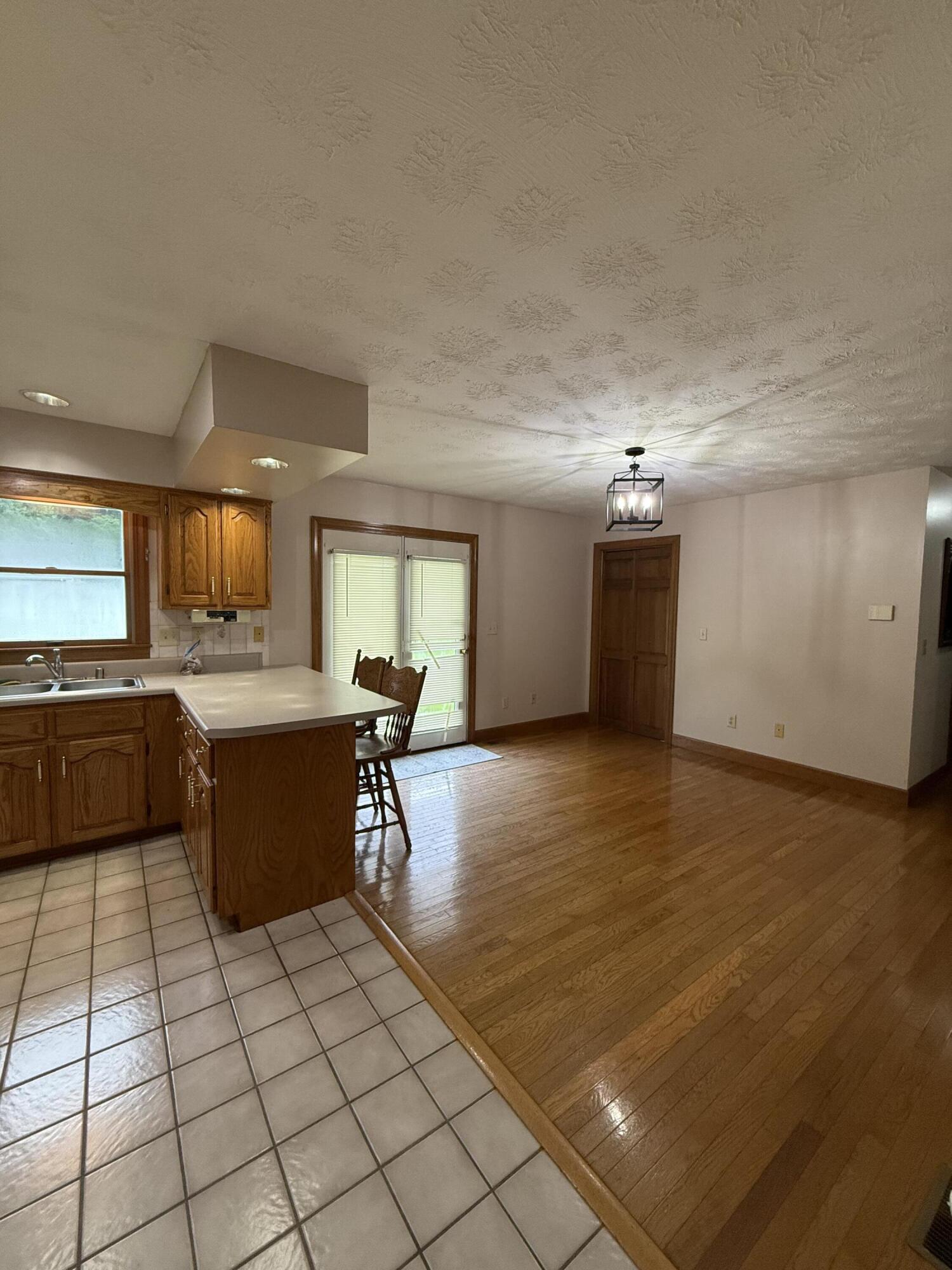 43 Brandon Lane Property Photo 13