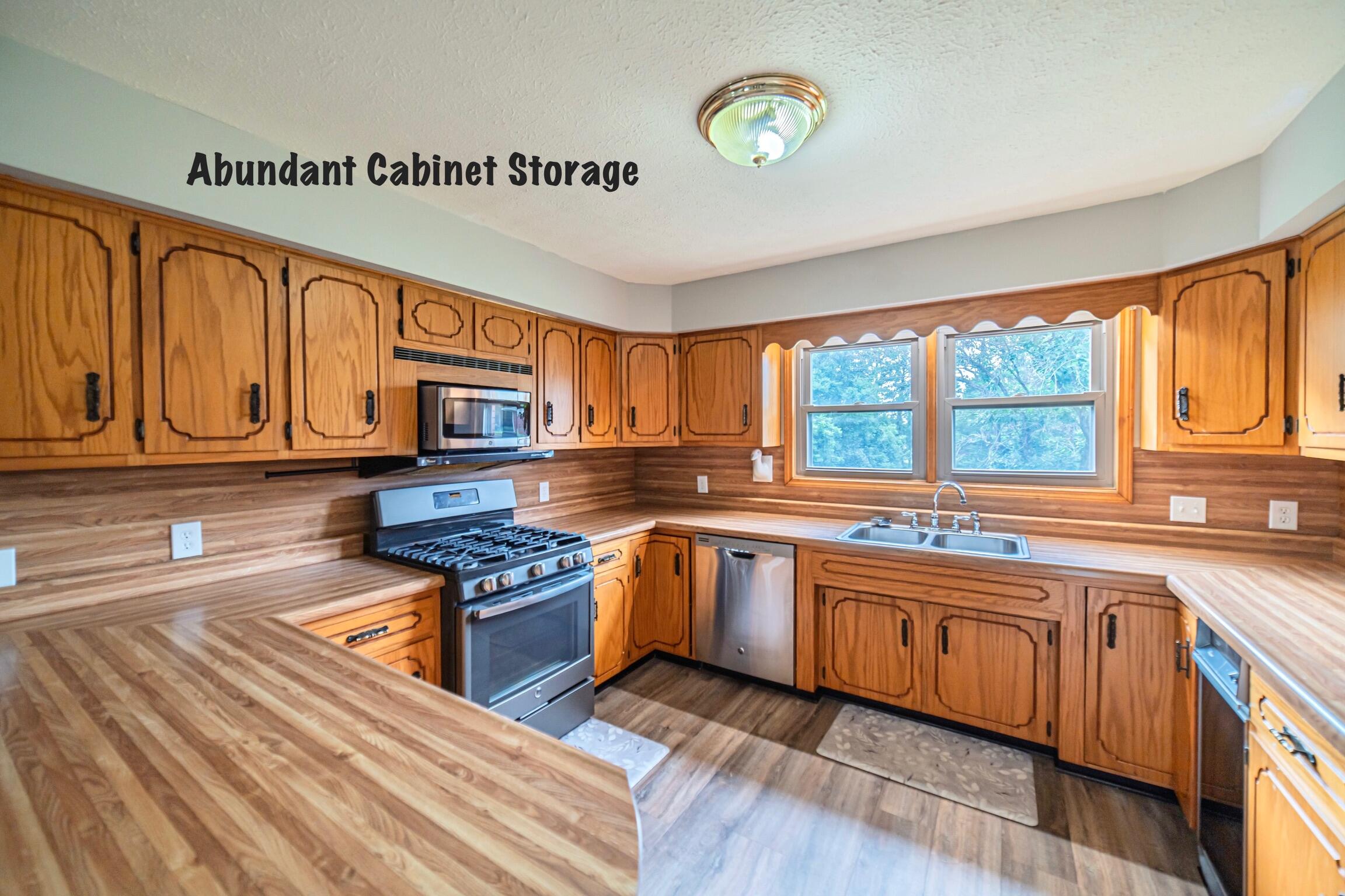 125 Whipporwill Drive Property Photo 16