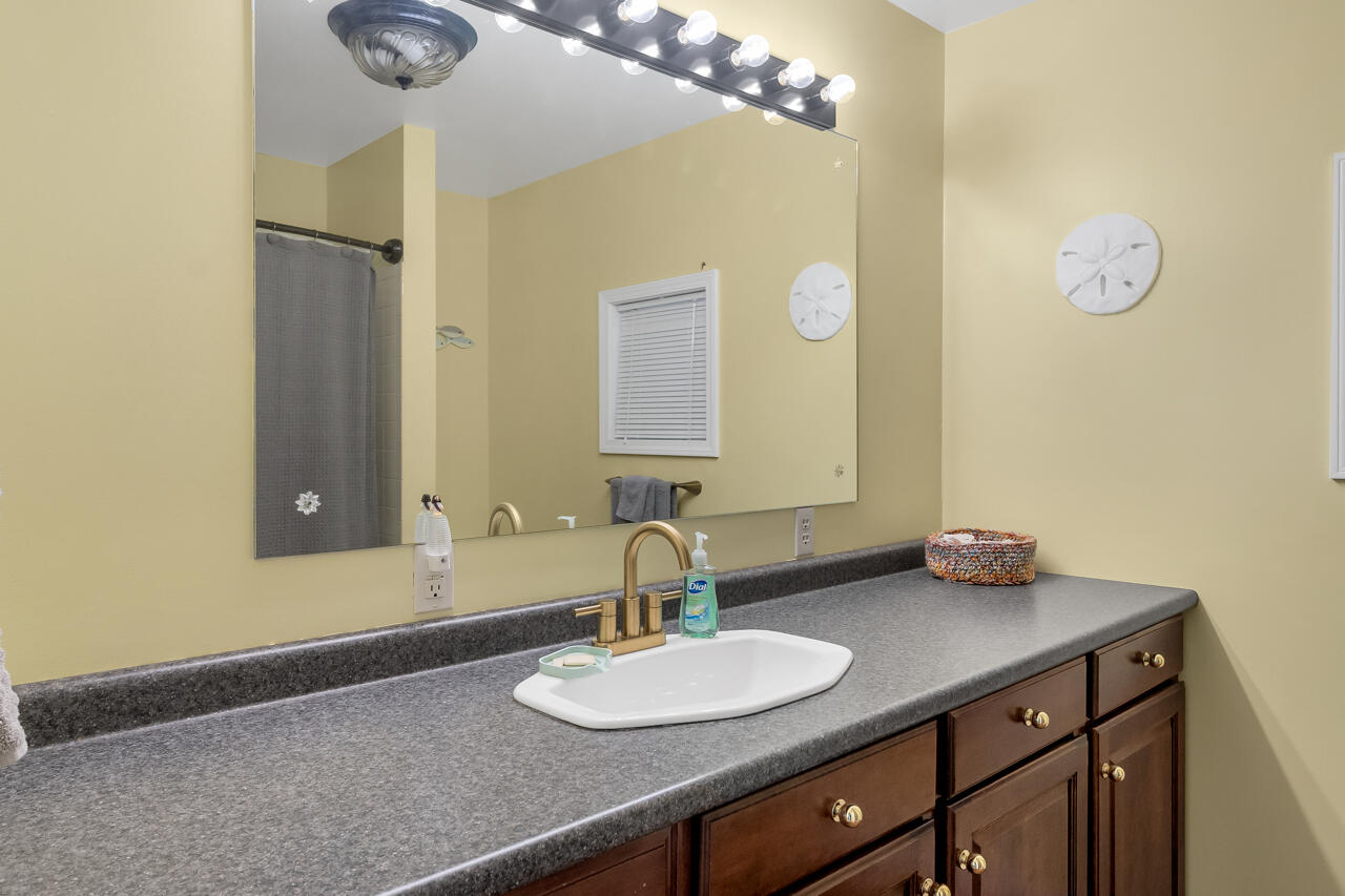 1865 R Whittaker Road Property Photo 14