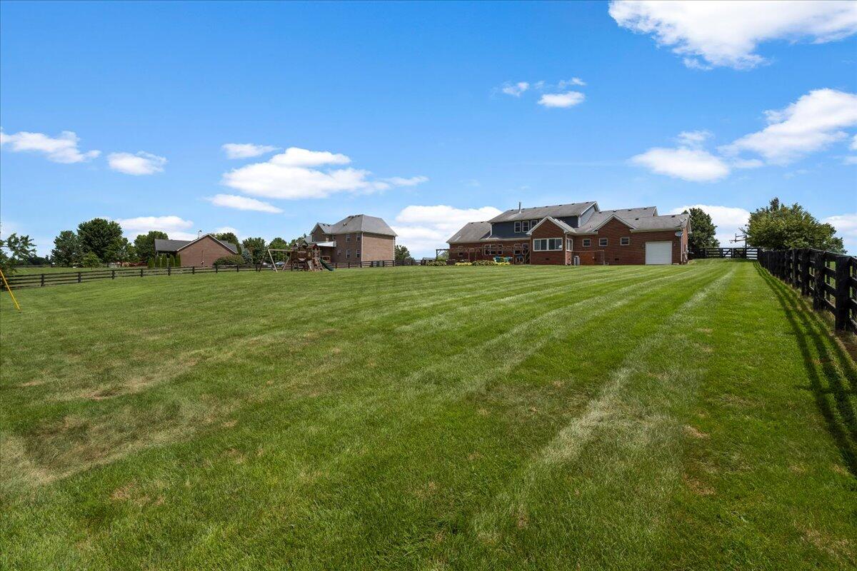 210 Colonial Drive Property Photo 63