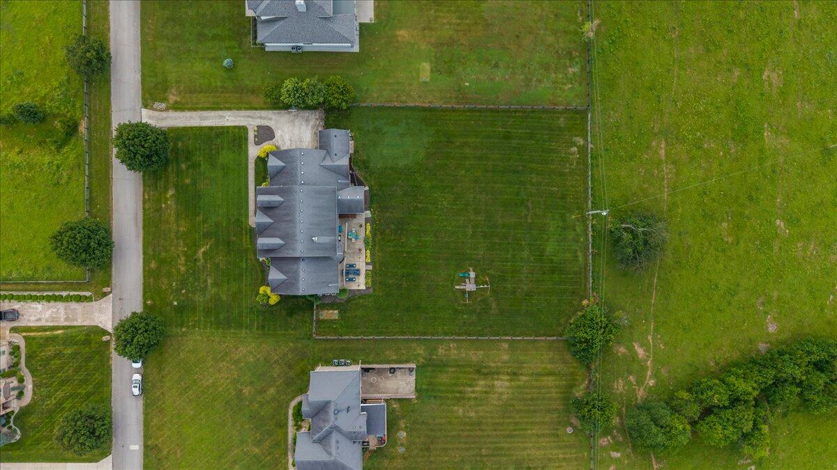 210 Colonial Drive Property Photo 71