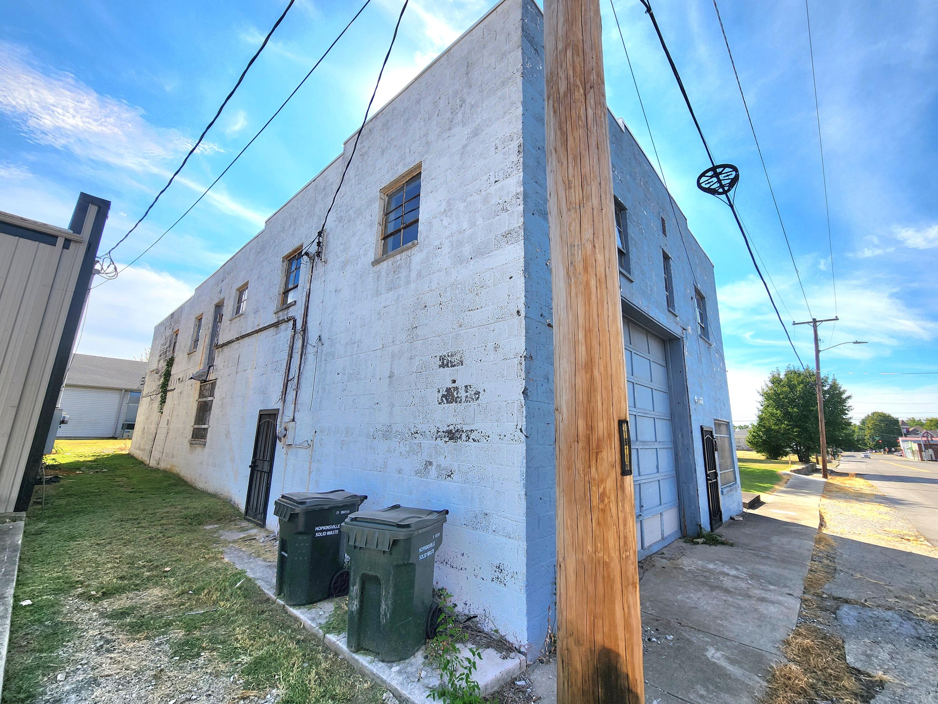 315 E 4th Street Property Photo 3