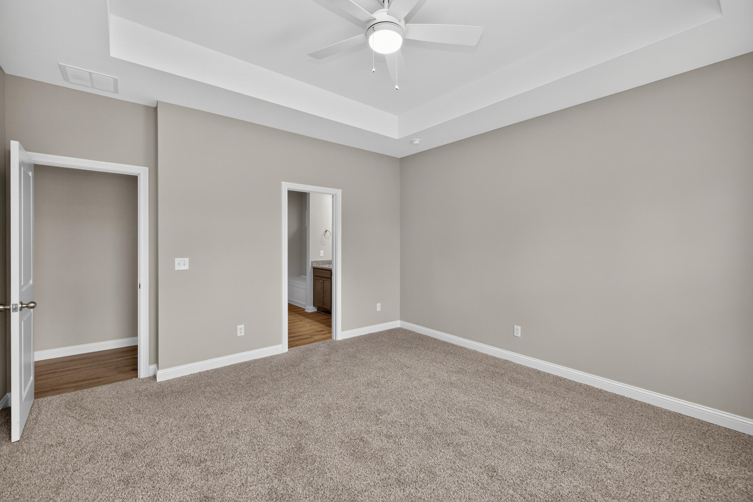 529 Shropshire Avenue Property Photo 13