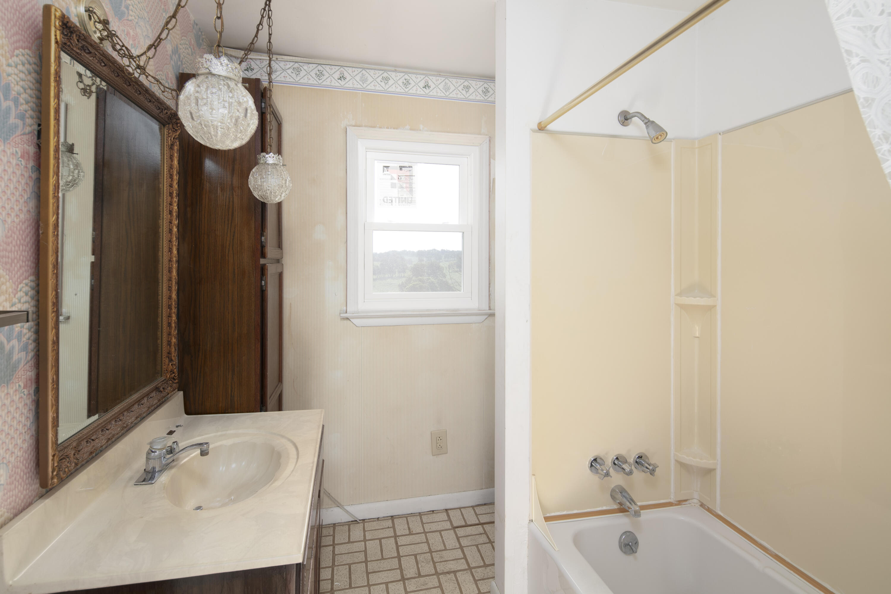 4603 Paris Road Property Photo 17