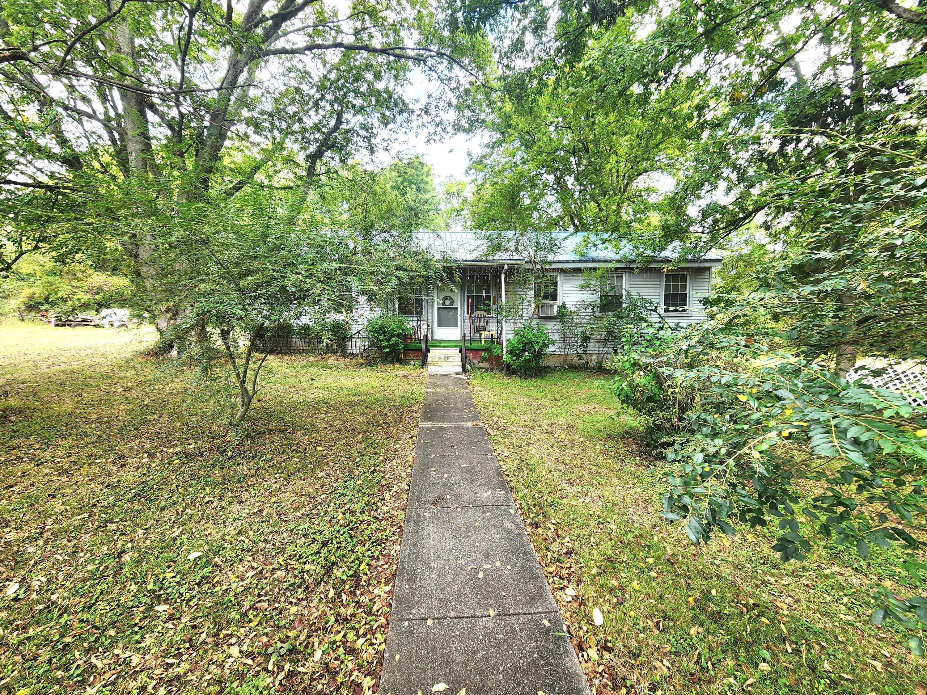 6670 Newstead Road Property Photo 7