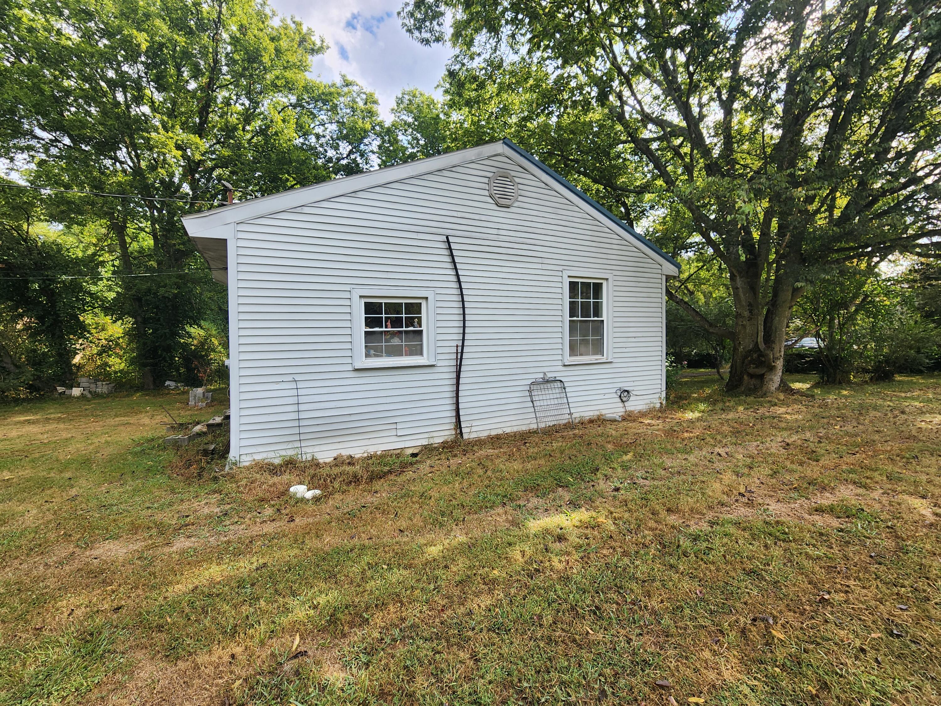 6670 Newstead Road Property Photo 10