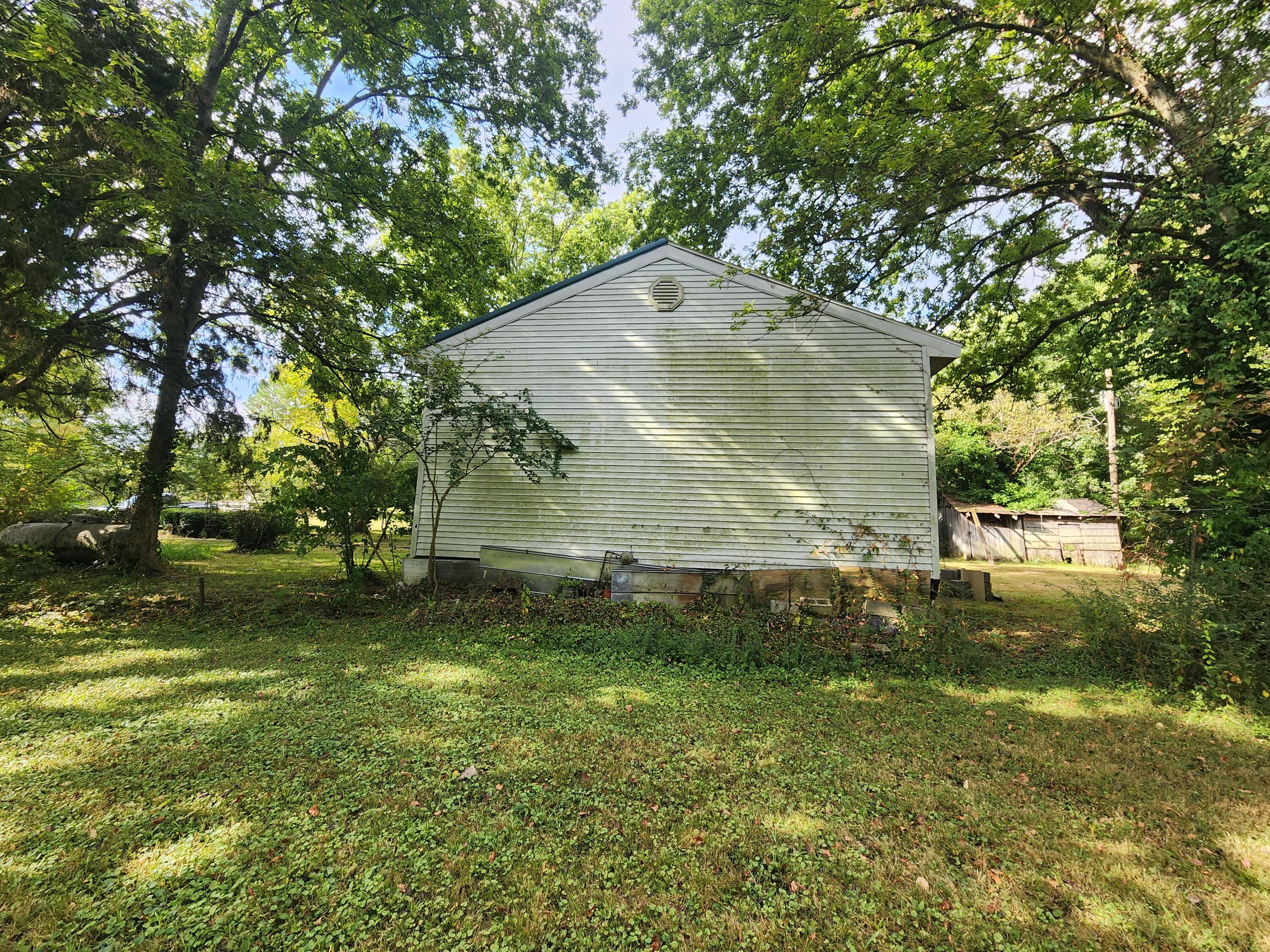 6670 Newstead Road Property Photo 11