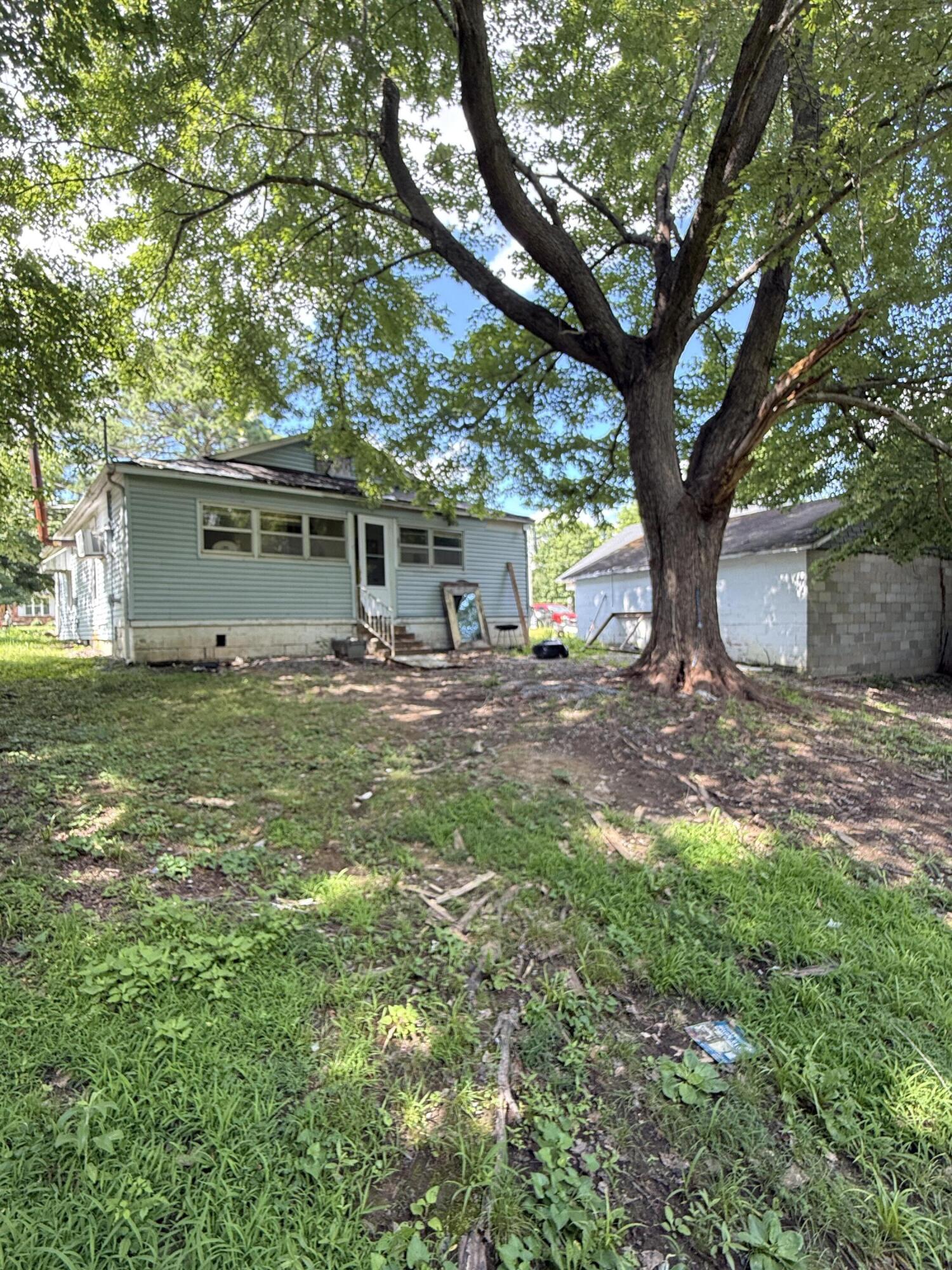 203 Gilbert Street Property Photo 16
