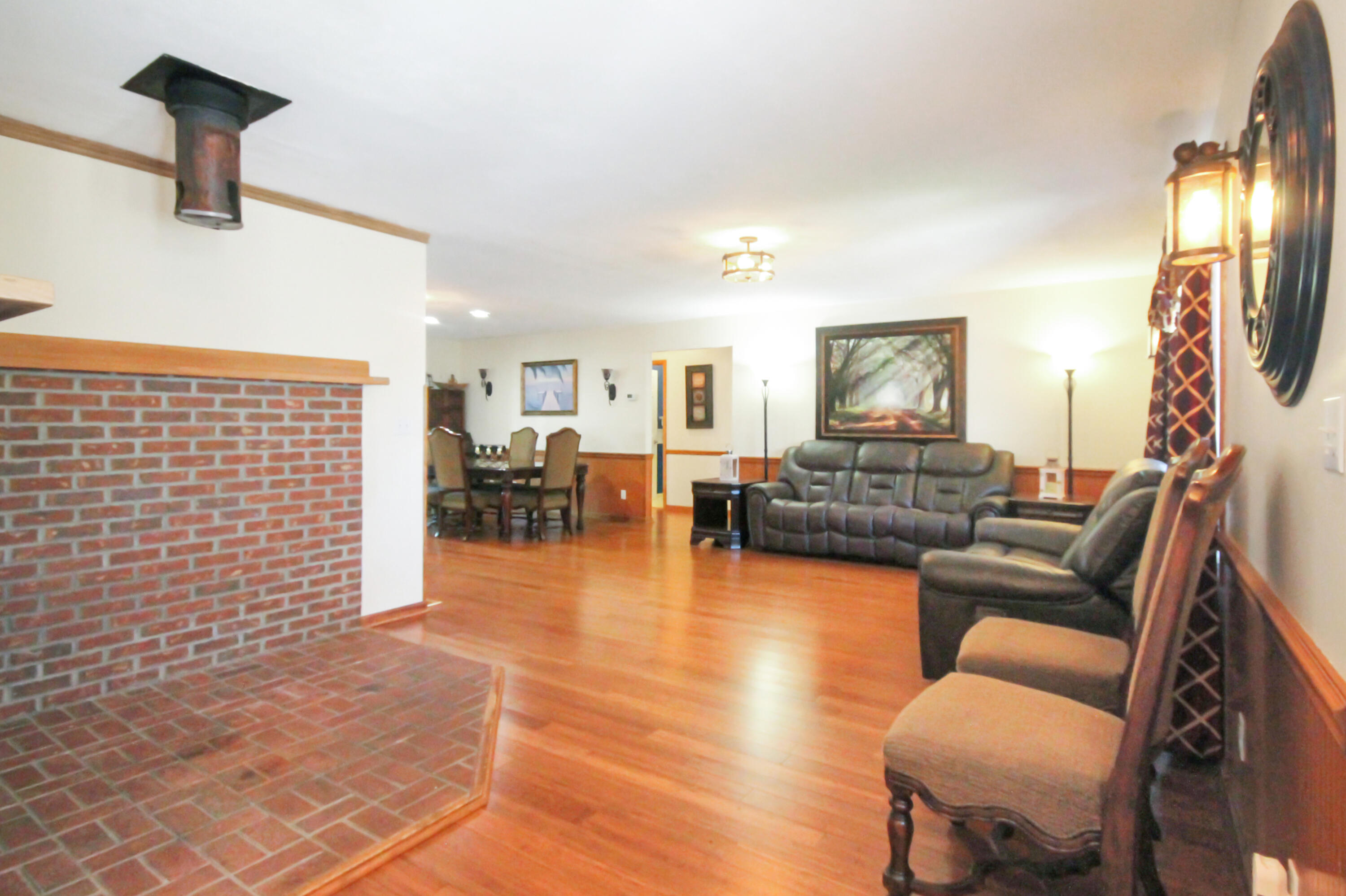 8078 Aurora Highway Property Photo 9