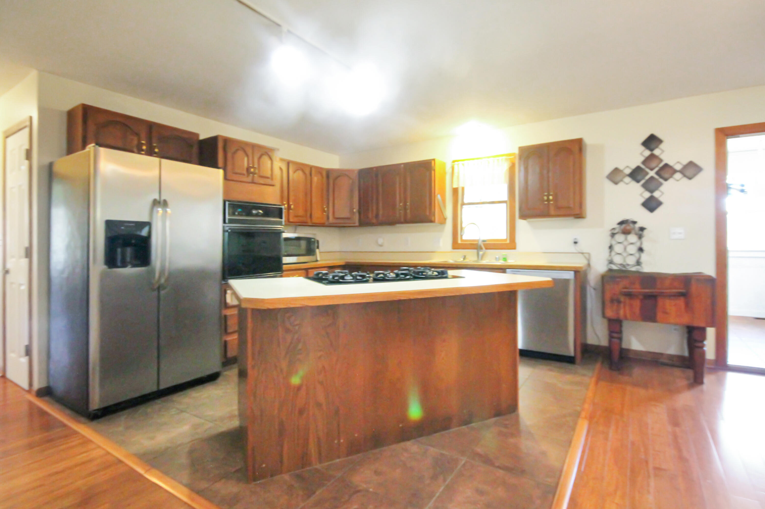 8078 Aurora Highway Property Photo 12