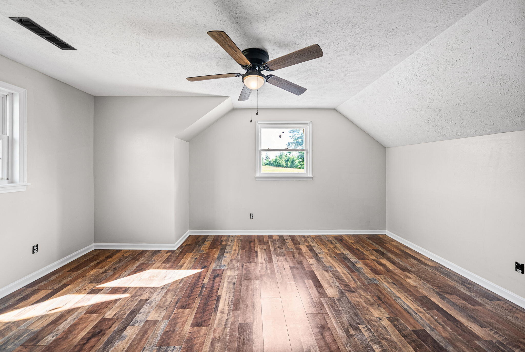 20715 Dawson Springs Road Property Photo 55