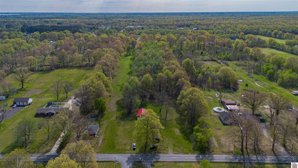 1740 Husband Road Property Photo 4