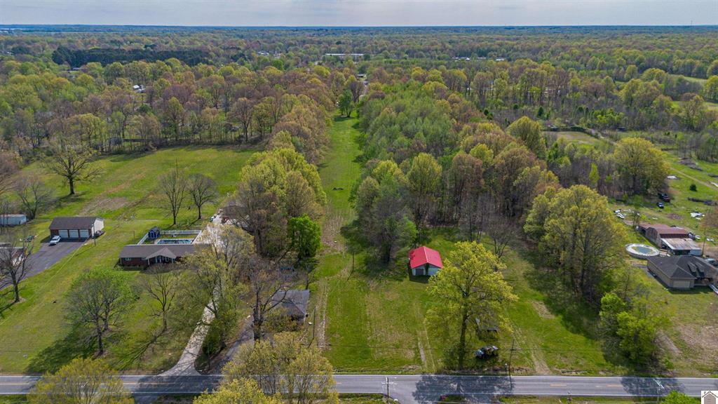 1740 Husband Road Property Photo 5