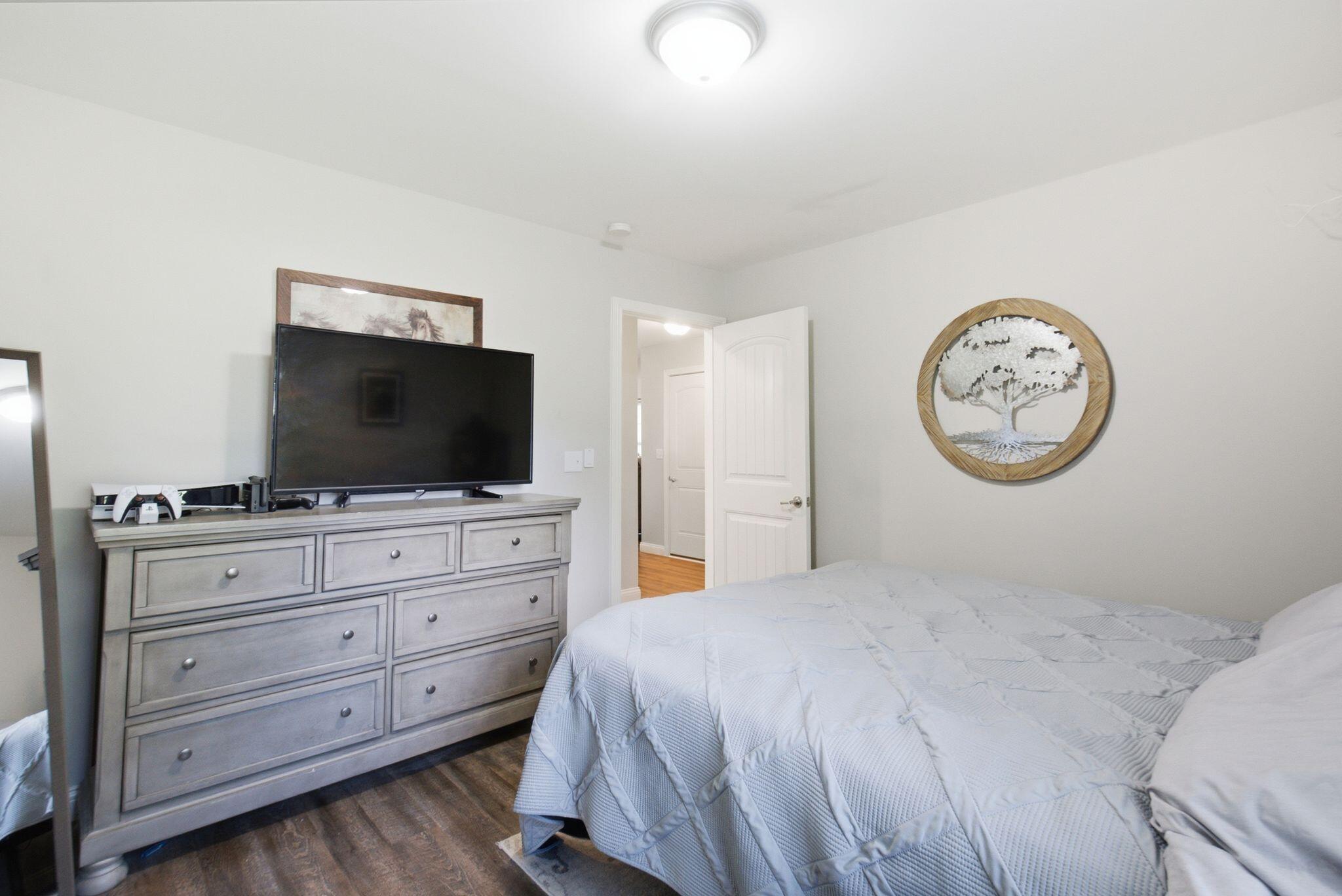 1054 Burnell Drive Property Photo 20