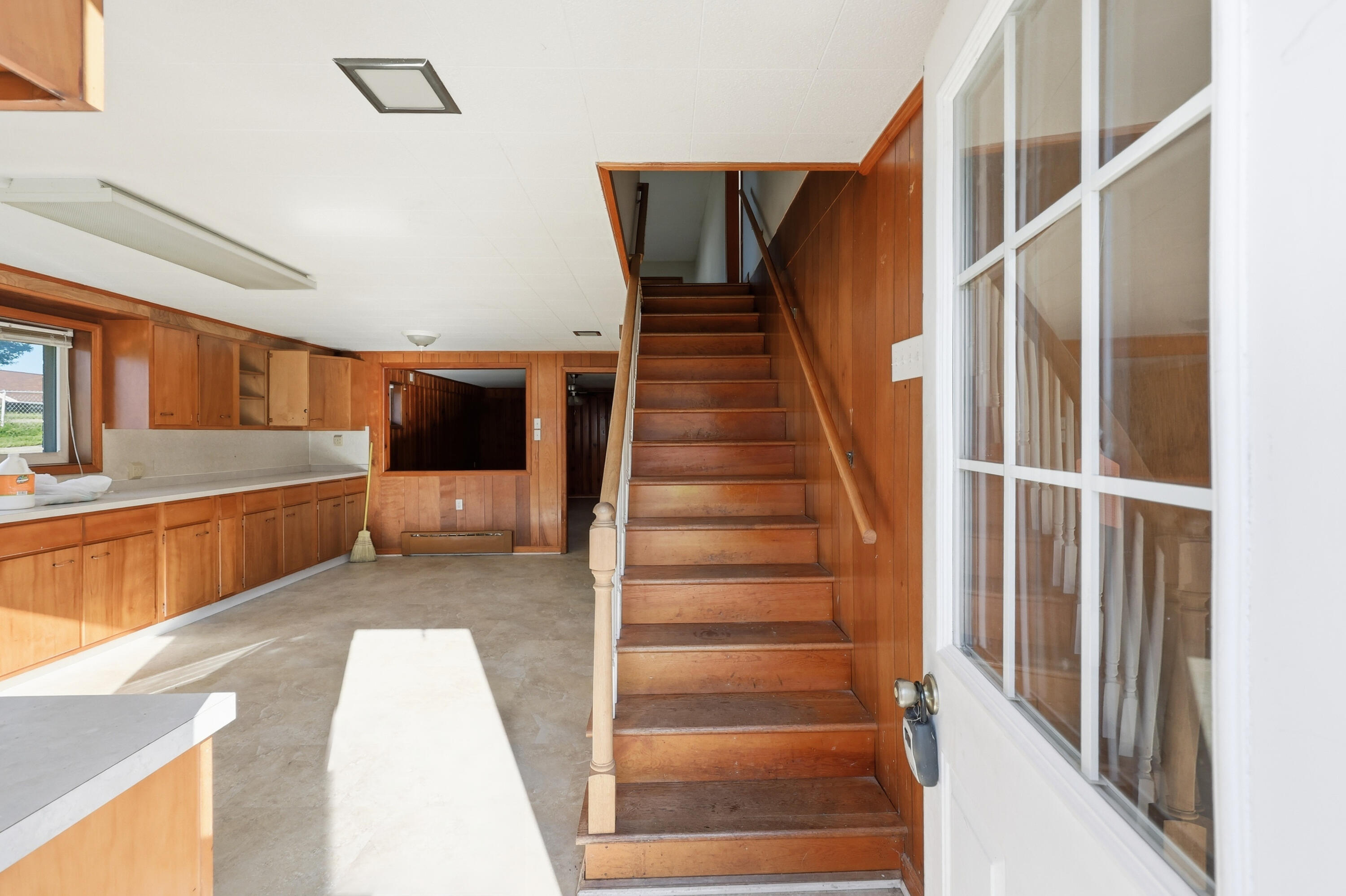 306 Laval Heights Property Photo 7