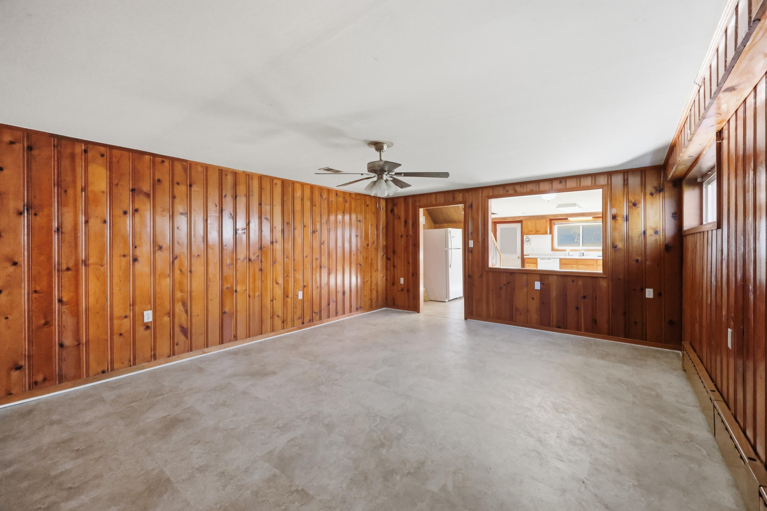 306 Laval Heights Property Photo 16