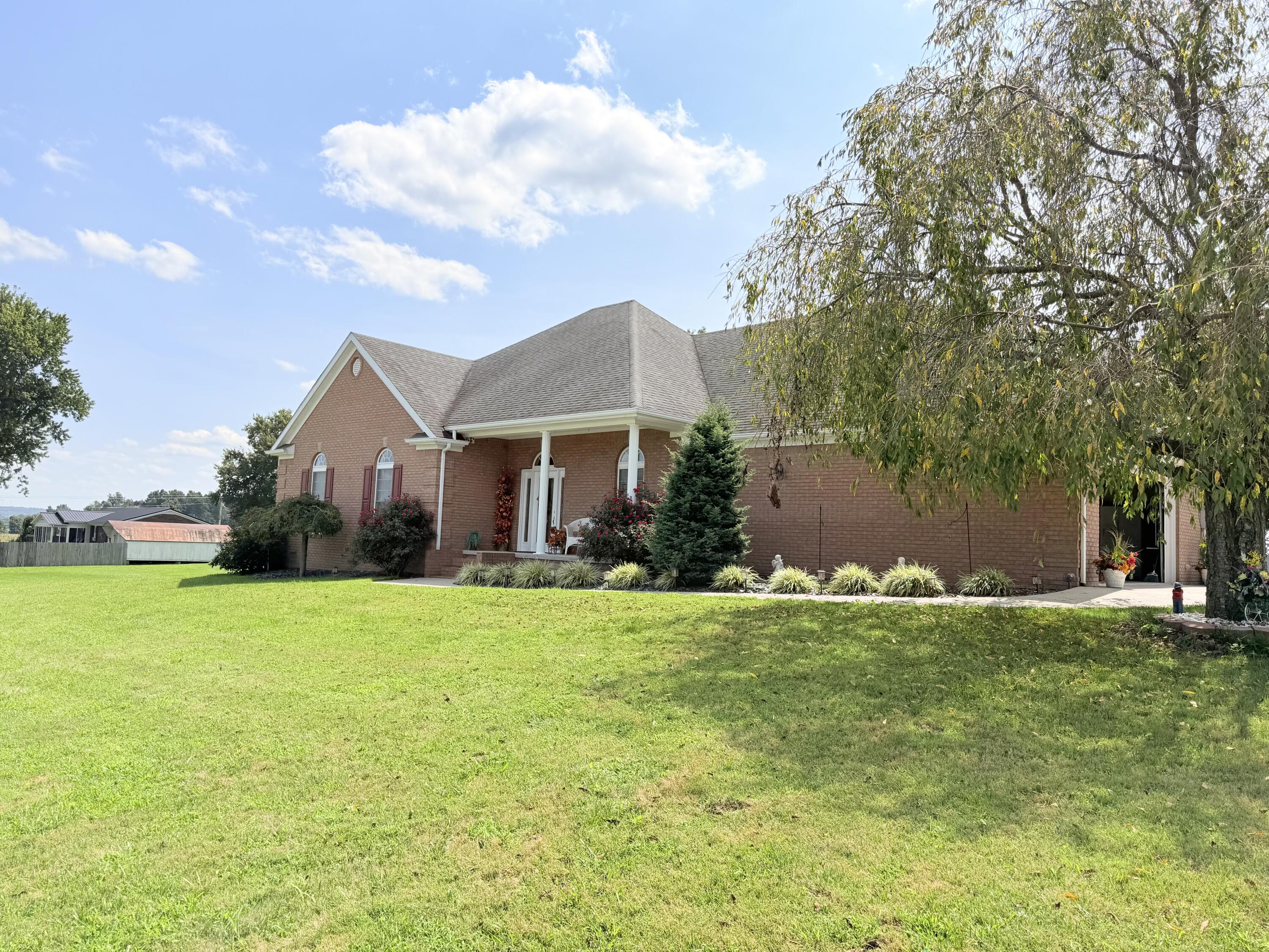 175 Manchester Lane Property Photo 2