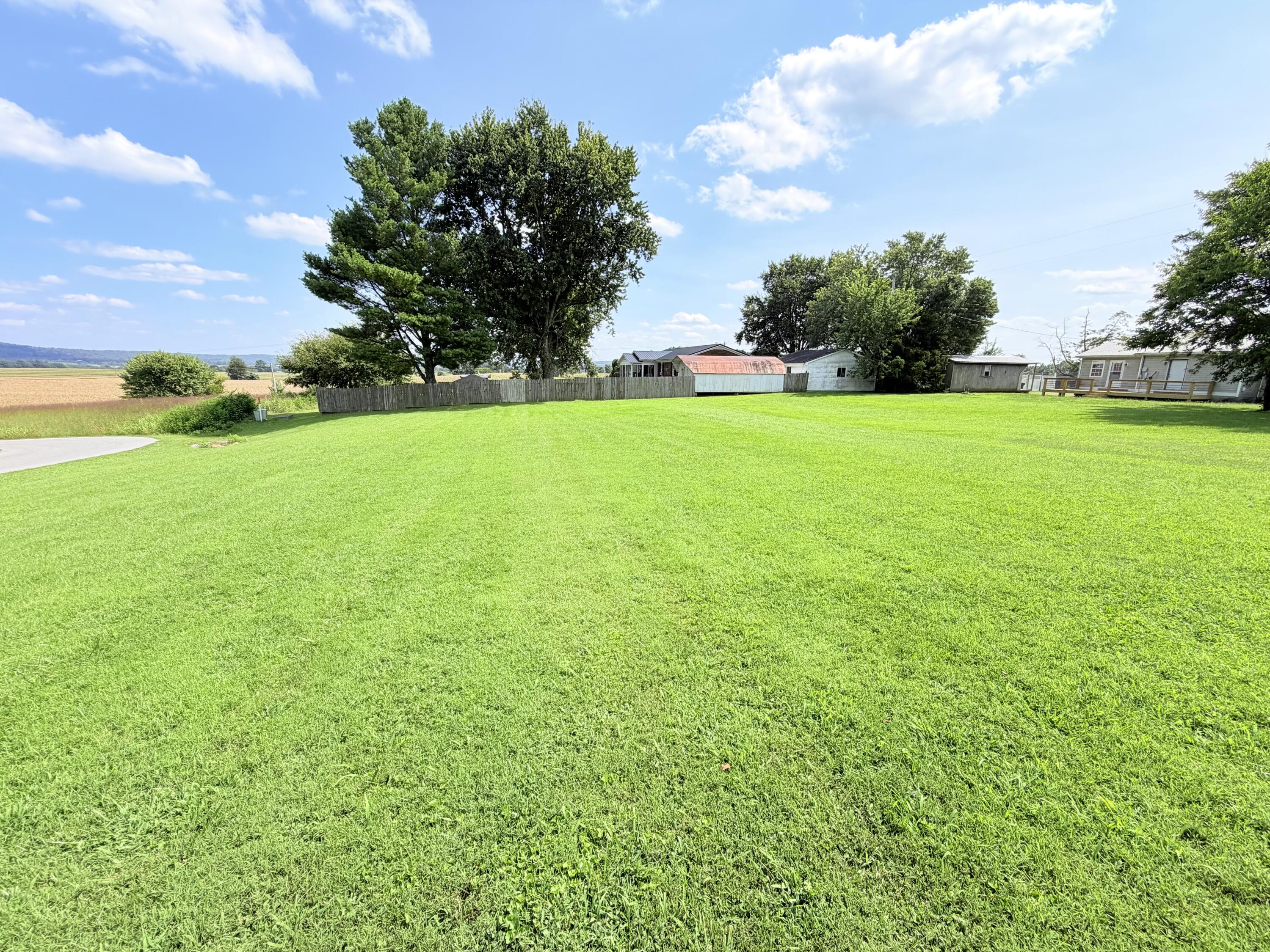 175 Manchester Lane Property Photo 11