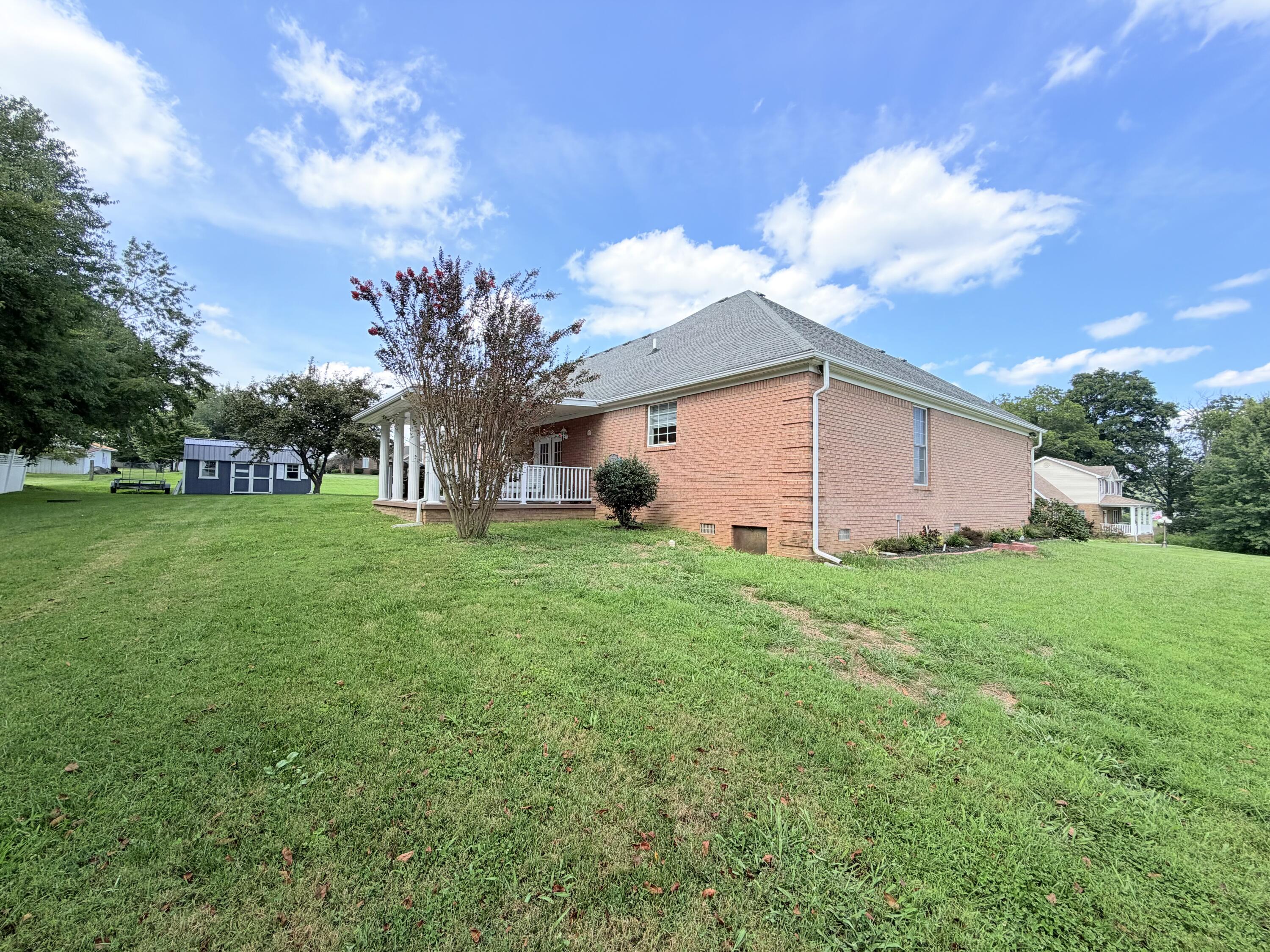 175 Manchester Lane Property Photo 15
