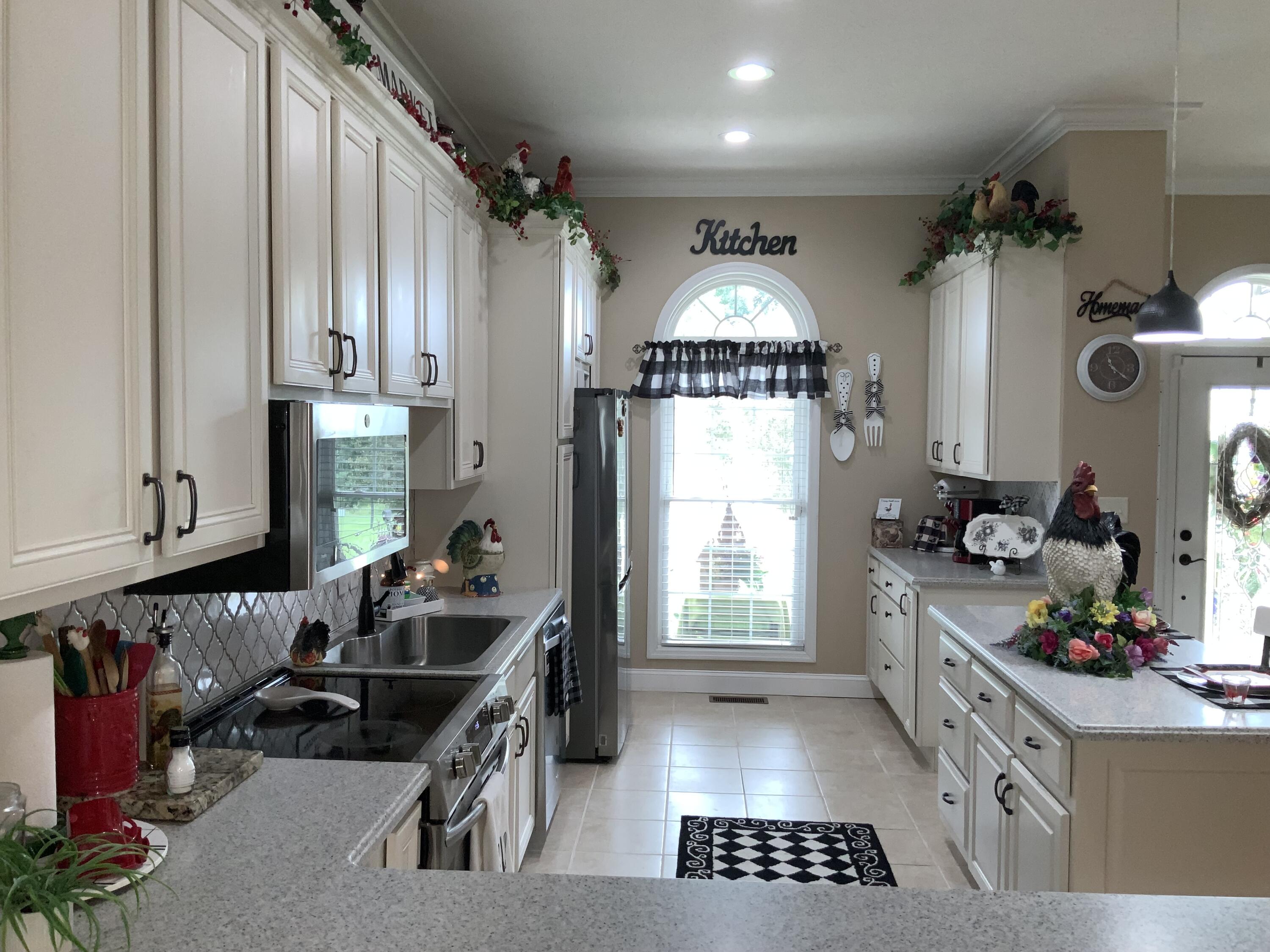 175 Manchester Lane Property Photo 27
