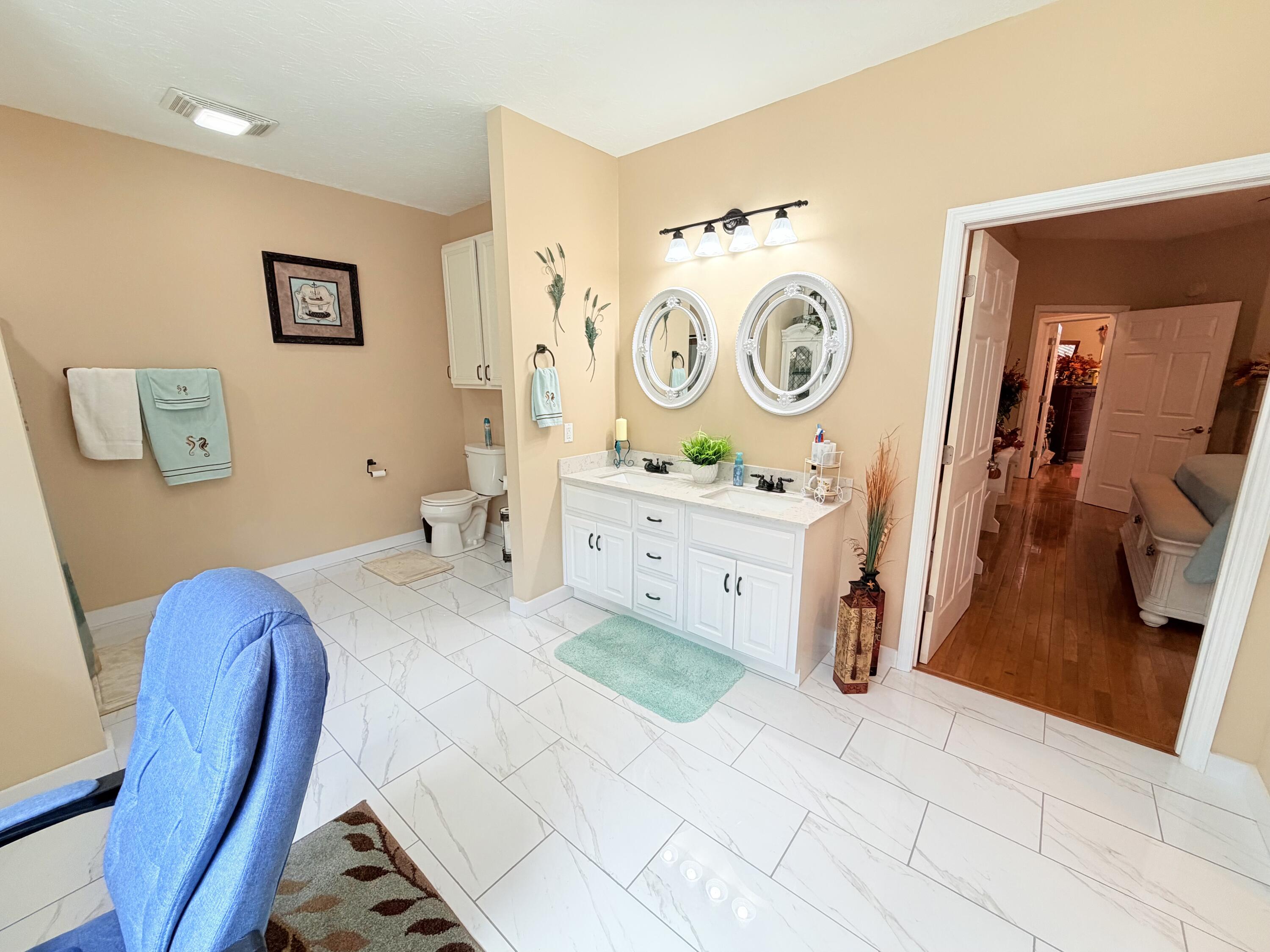 175 Manchester Lane Property Photo 68