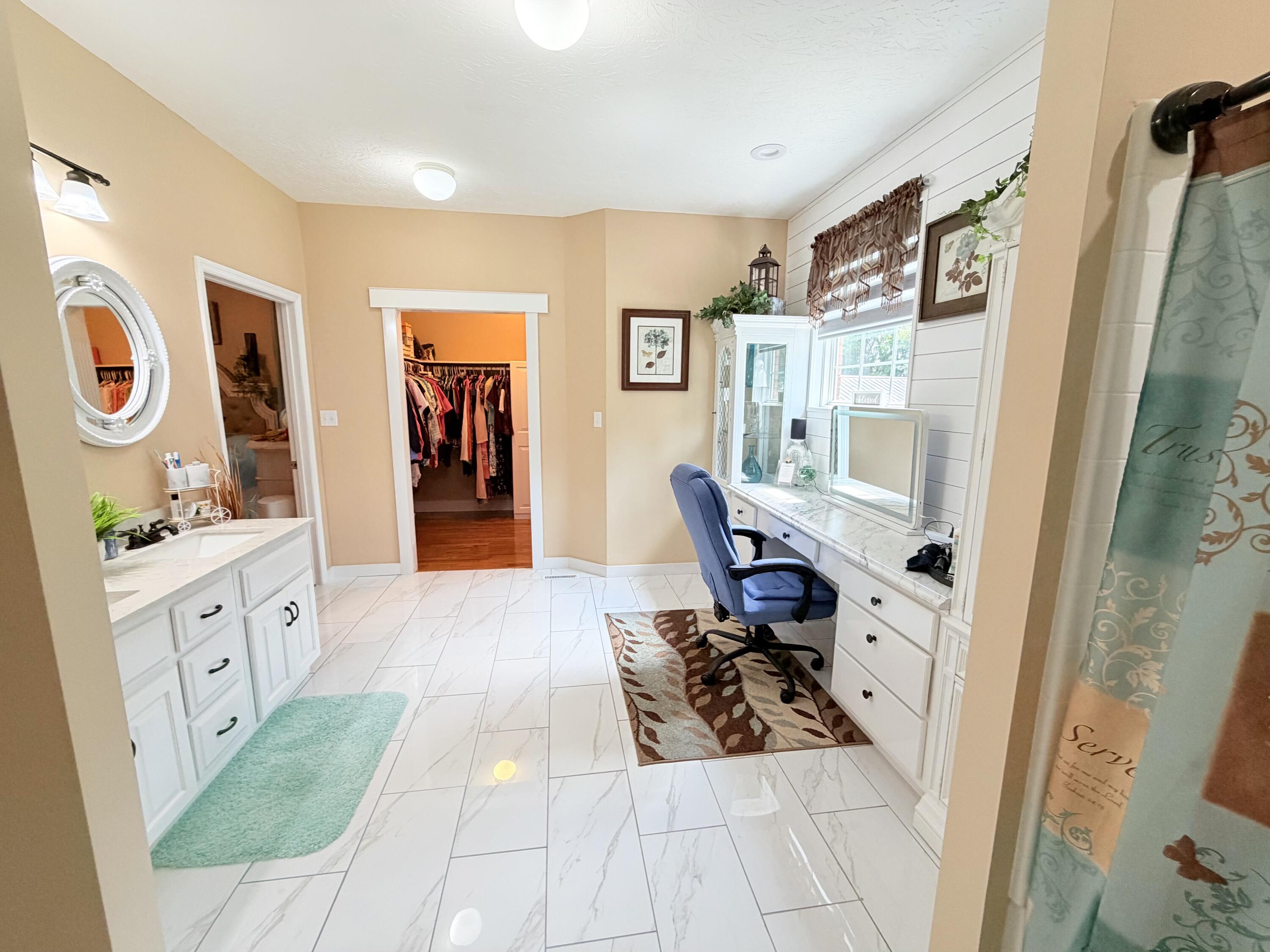 175 Manchester Lane Property Photo 71