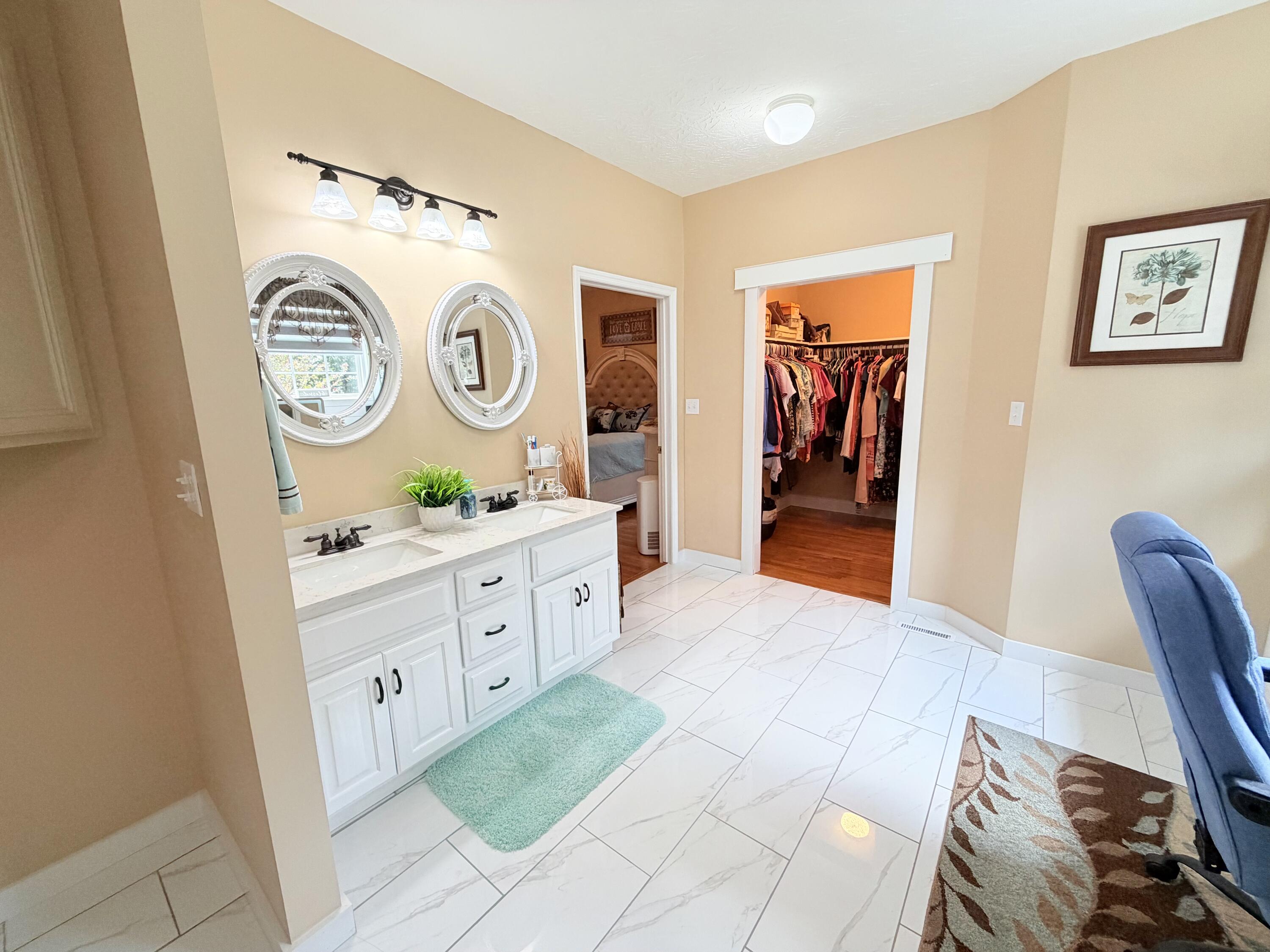 175 Manchester Lane Property Photo 72