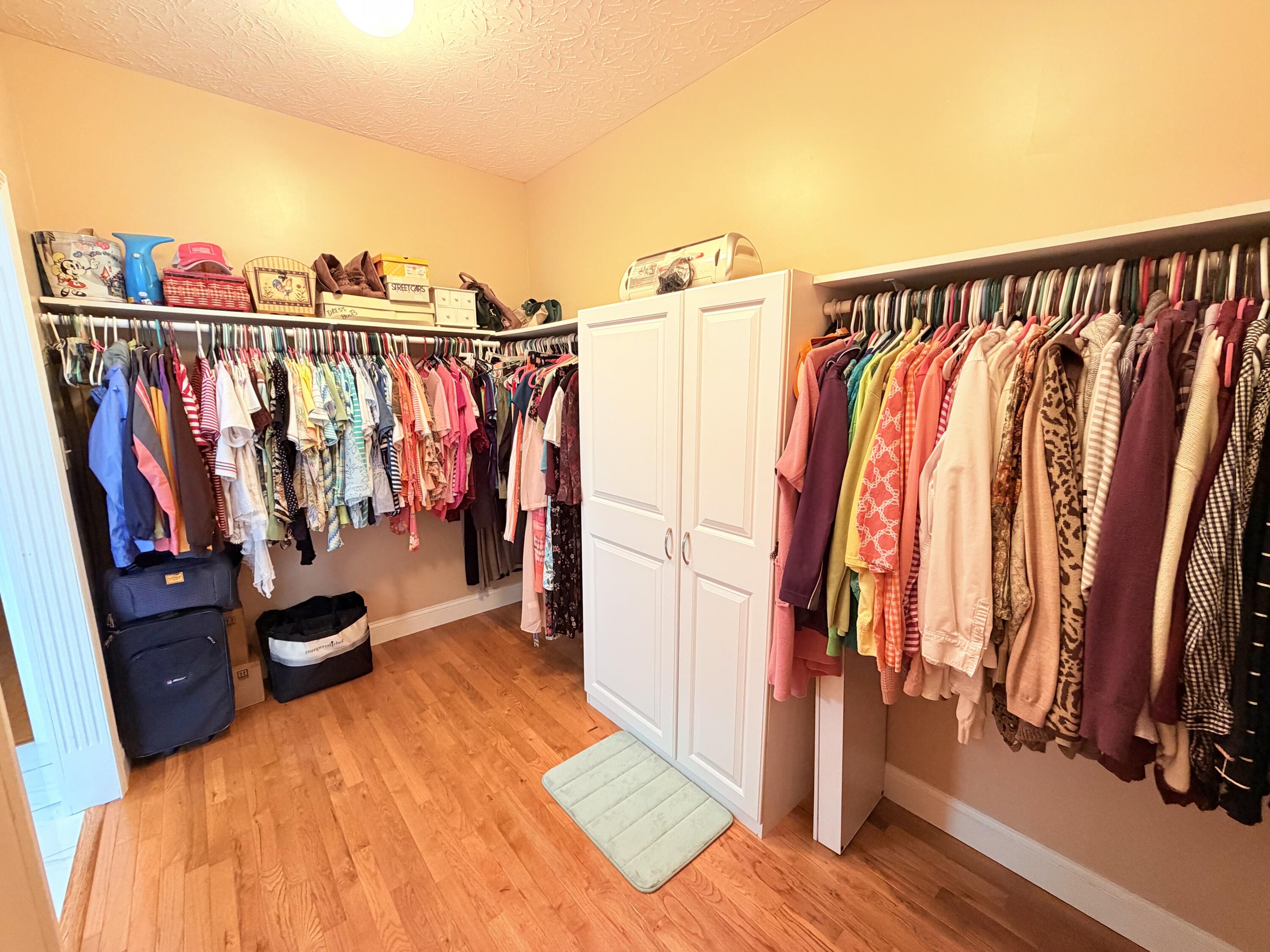 175 Manchester Lane Property Photo 75