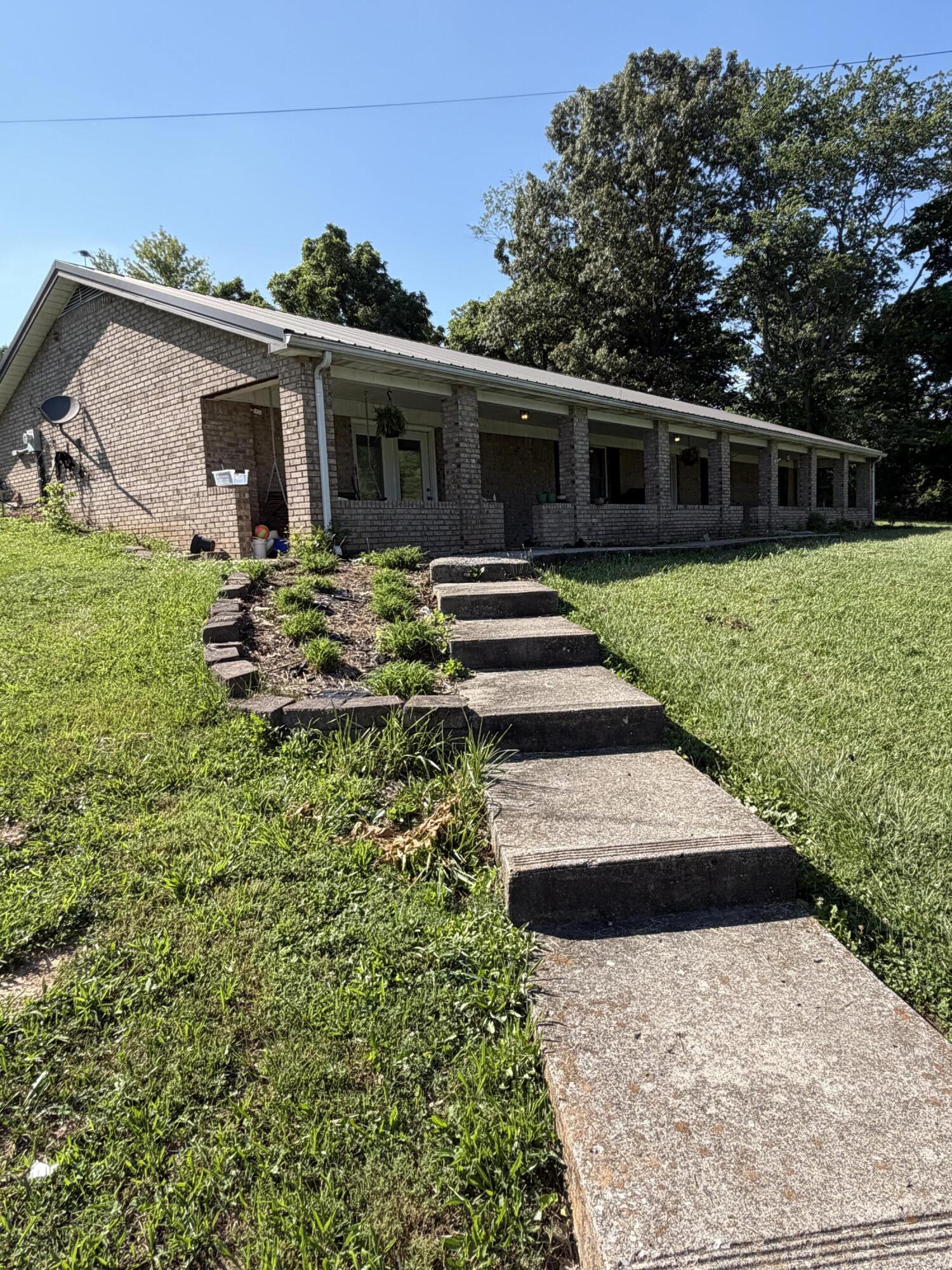 155 Maple Street Property Photo 2