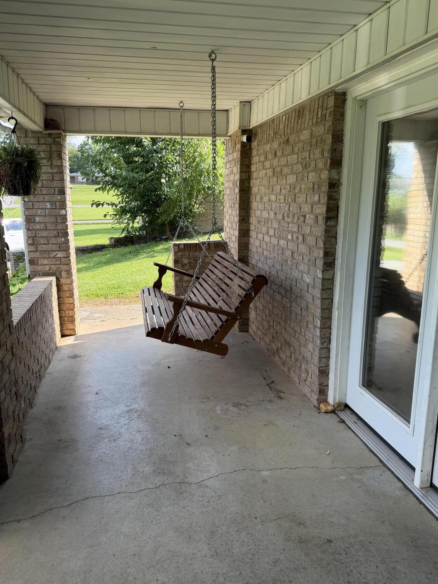 155 Maple Street Property Photo 6