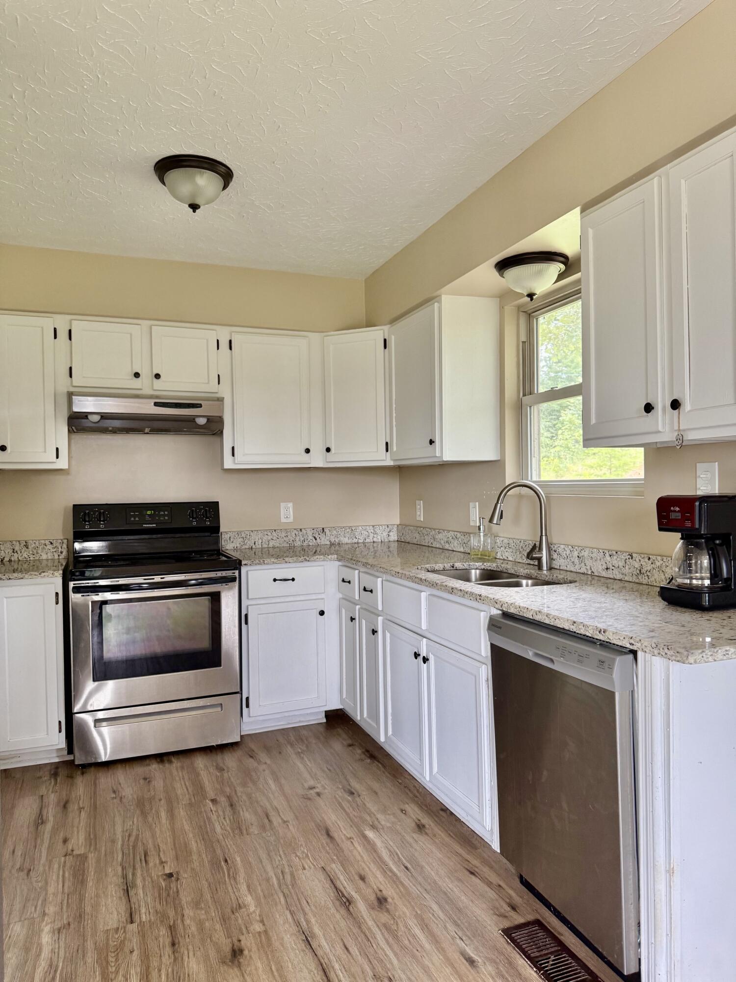 301 T Estes Road Property Photo 24