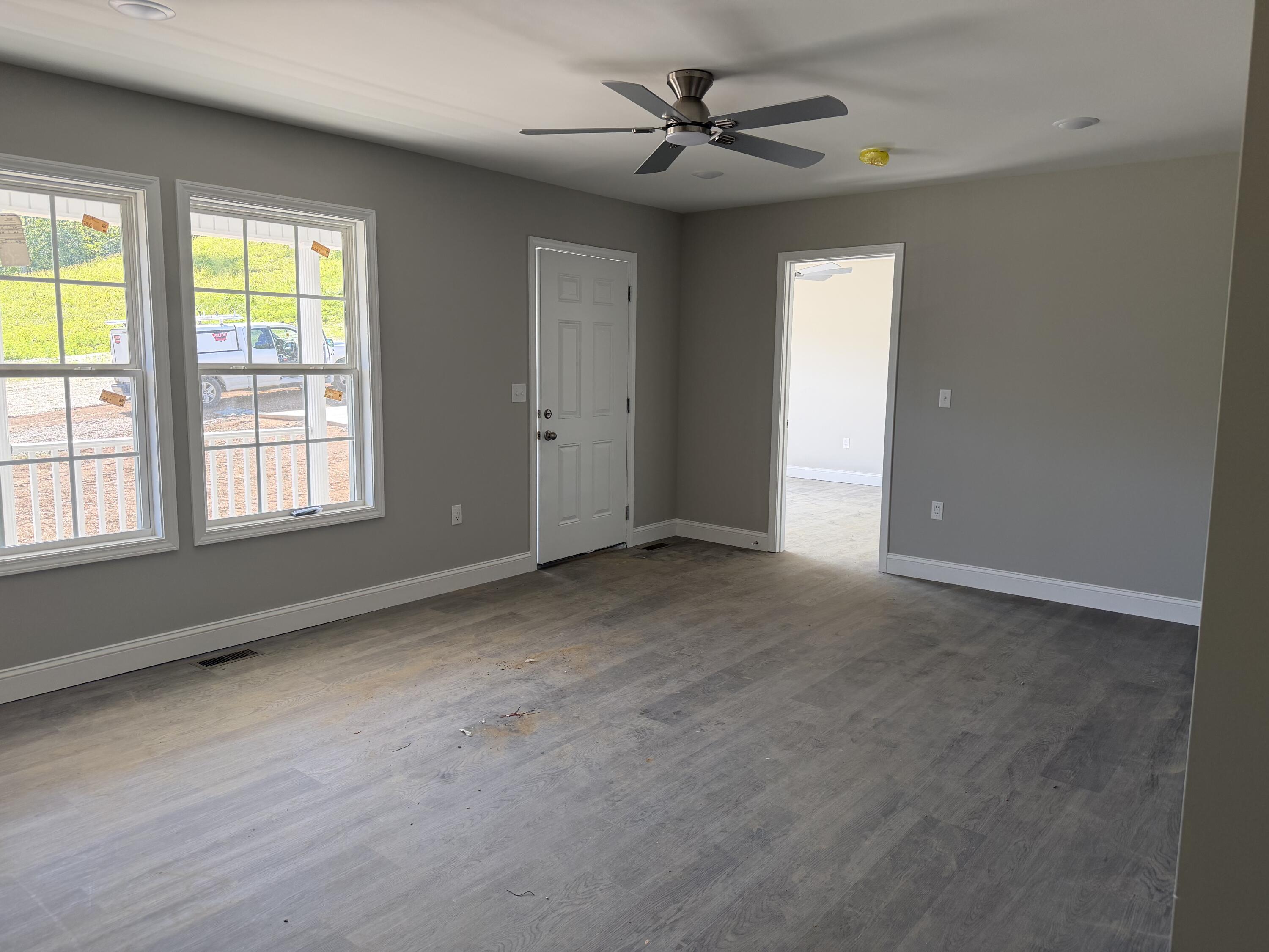 76 Whispering Oaks Lane Property Photo 2