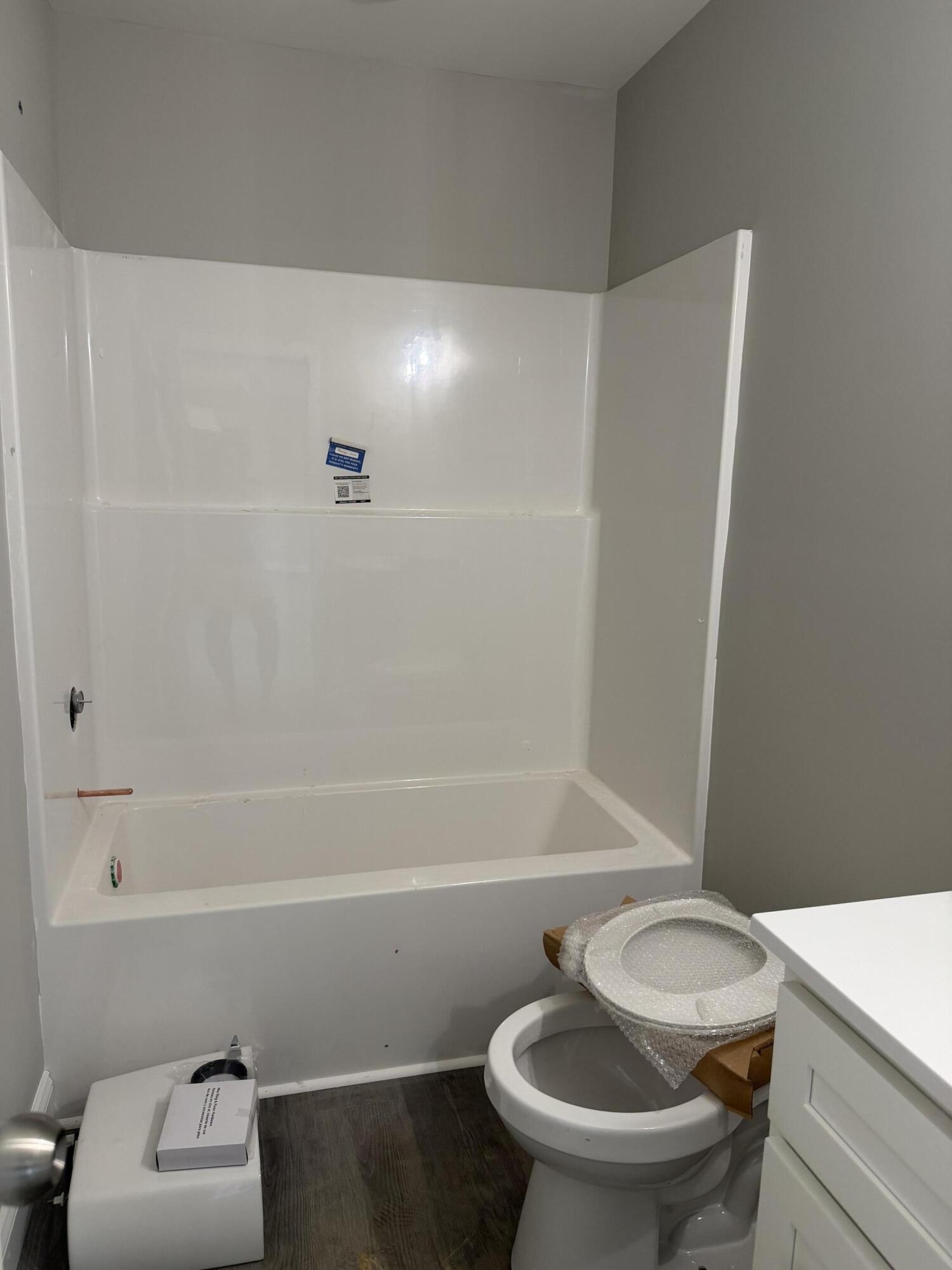 76 Whispering Oaks Lane Property Photo 6
