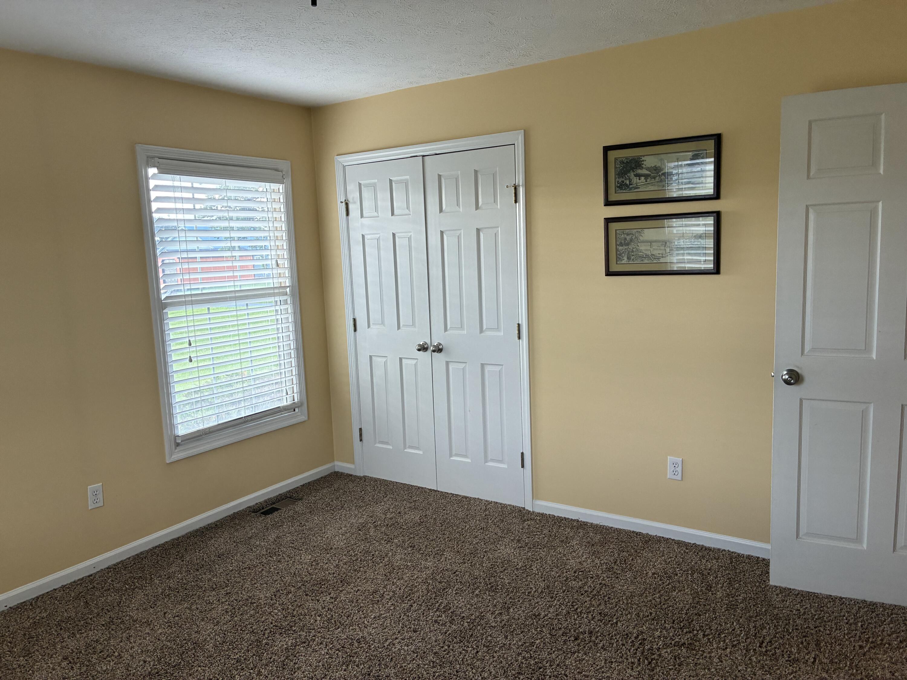1835 Warwick Road Property Photo 35
