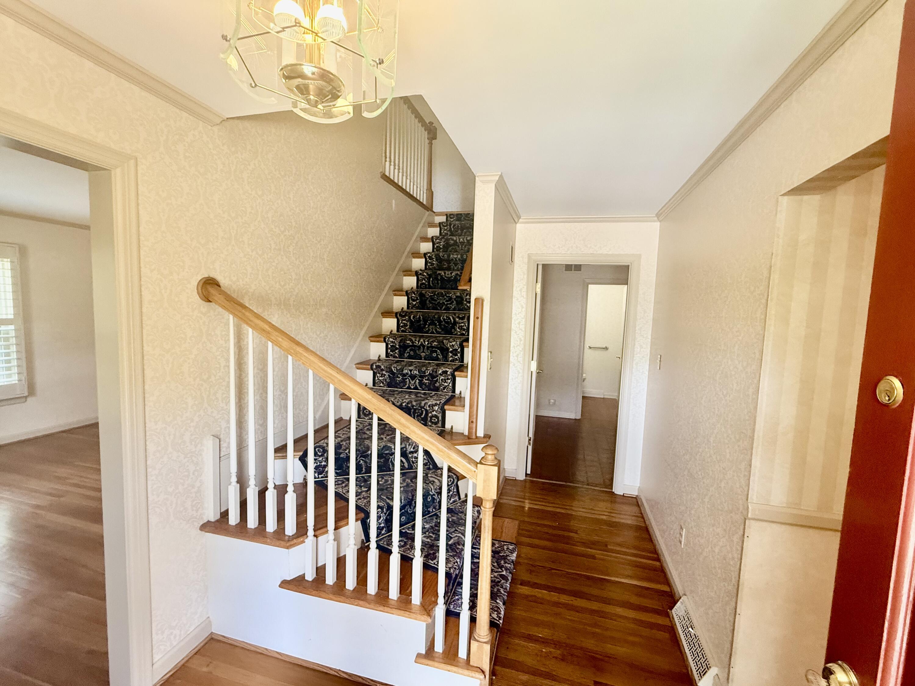 826 Glendover Cove Property Photo 5
